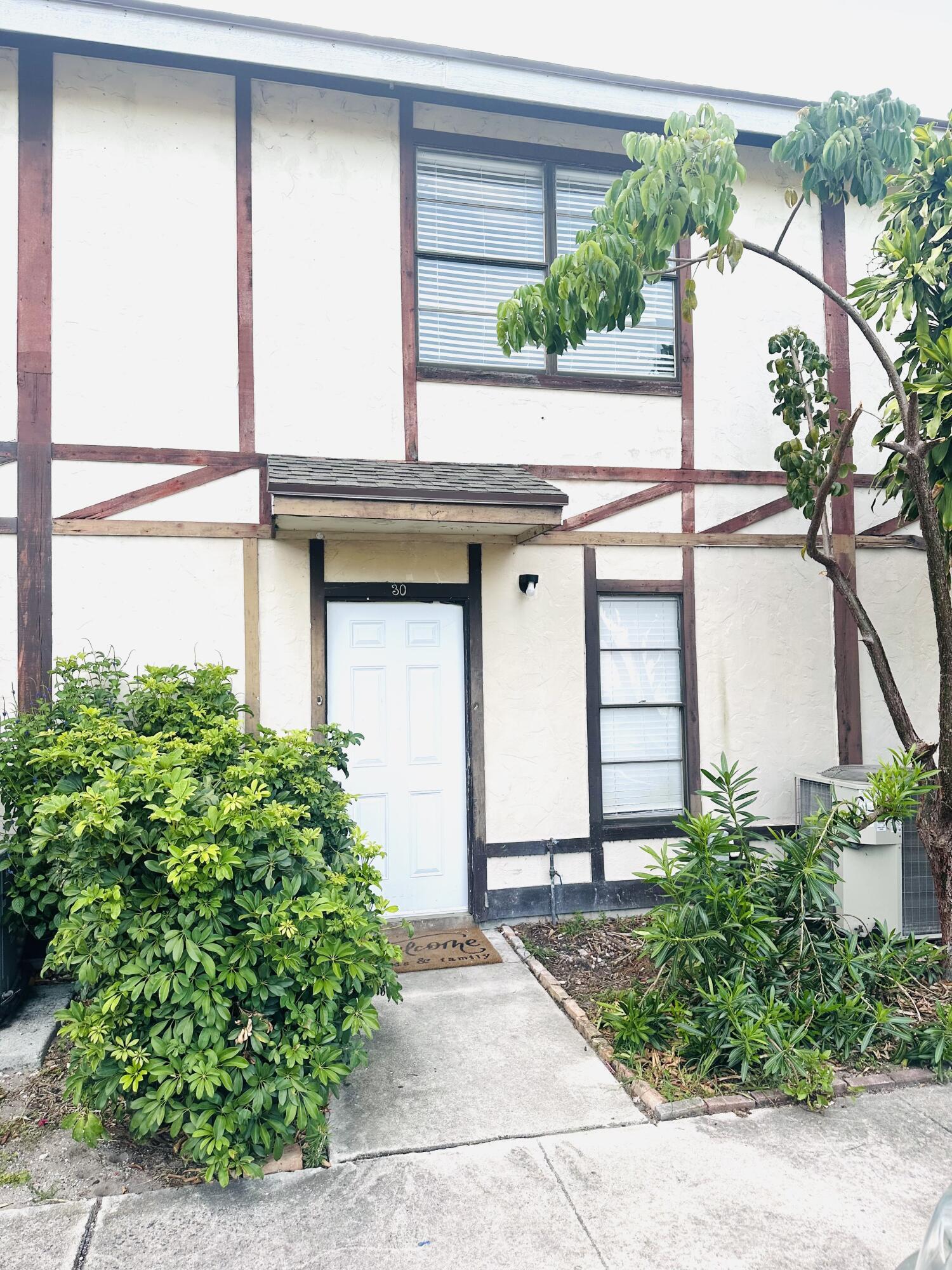 En Venta 5145 BRECKENRIDGE Place 30, West Palm Beach, FL 33417, West Palm Beach, FL 33417