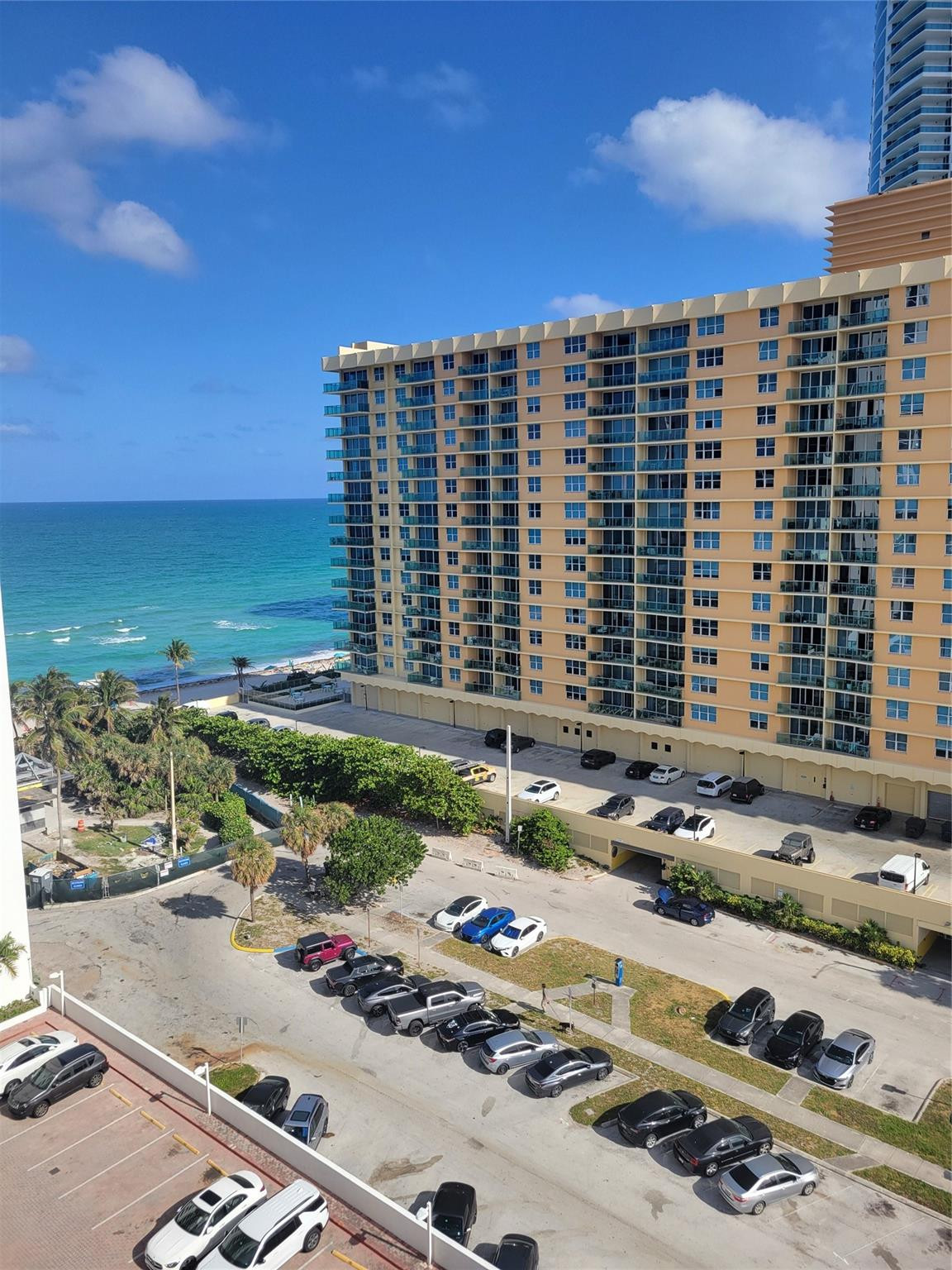 Foto de propiedad en 2401 S OCEAN Drive 1108, Hollywood, FL 33019 Hollywood con MLS#