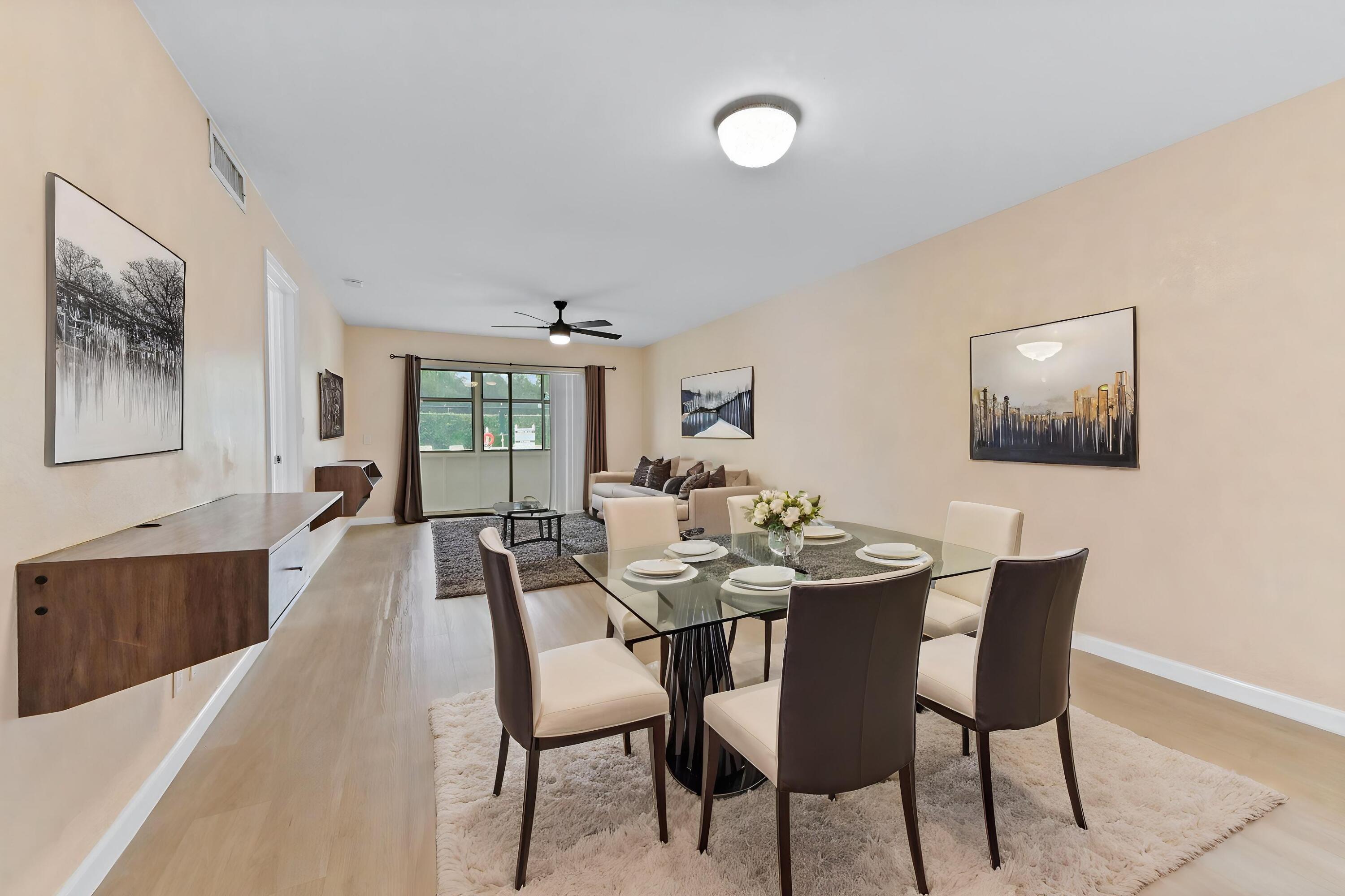 Foto de propiedad en 126 Sparrow Drive 22A, Royal Palm Beach, FL 33411 Royal Palm Beach con MLS# 
