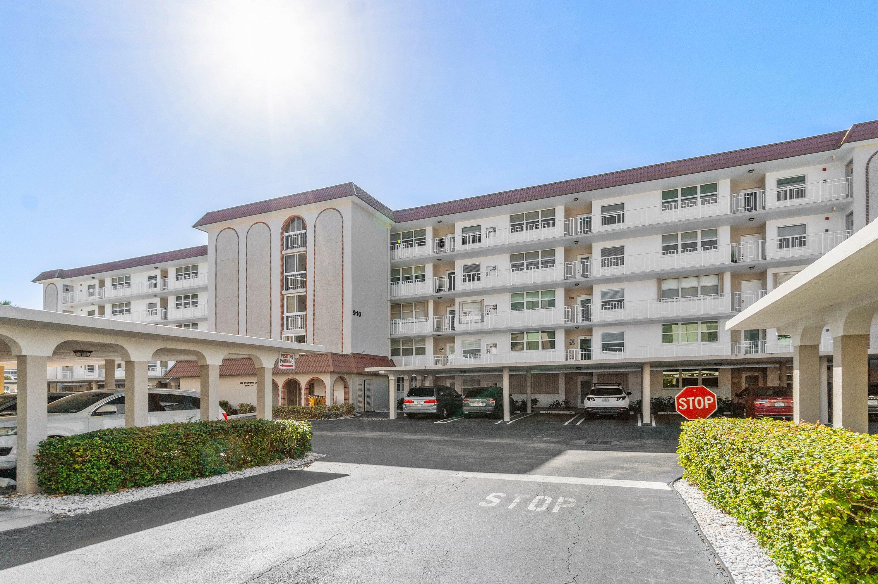 En Venta 910 Dogwood Drive 444, Delray Beach, FL 33483, Delray Beach, FL 33483