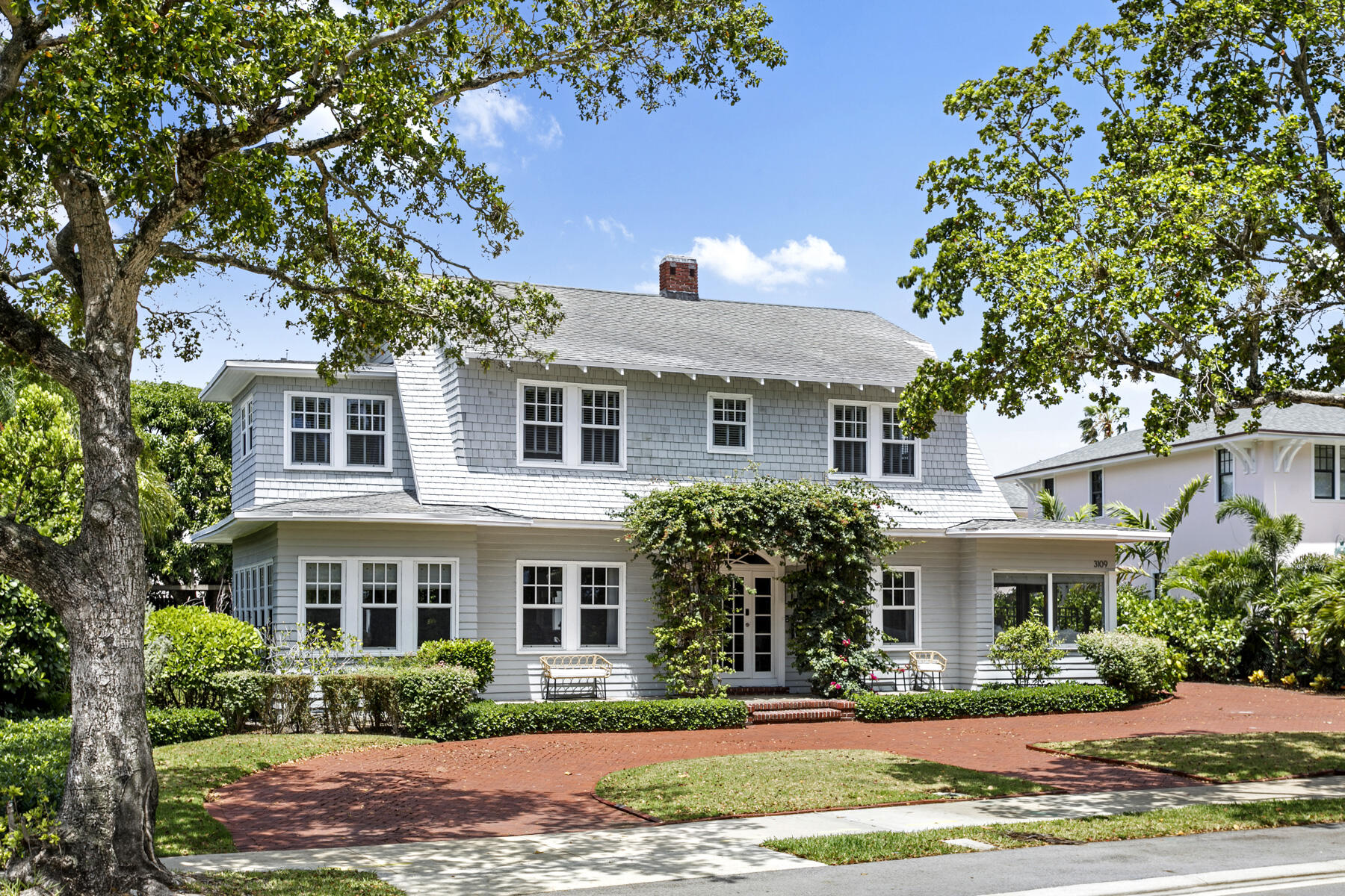 Foto de propiedad en 3109 Washington Road, West Palm Beach, FL 33405 West Palm Beach con MLS# 