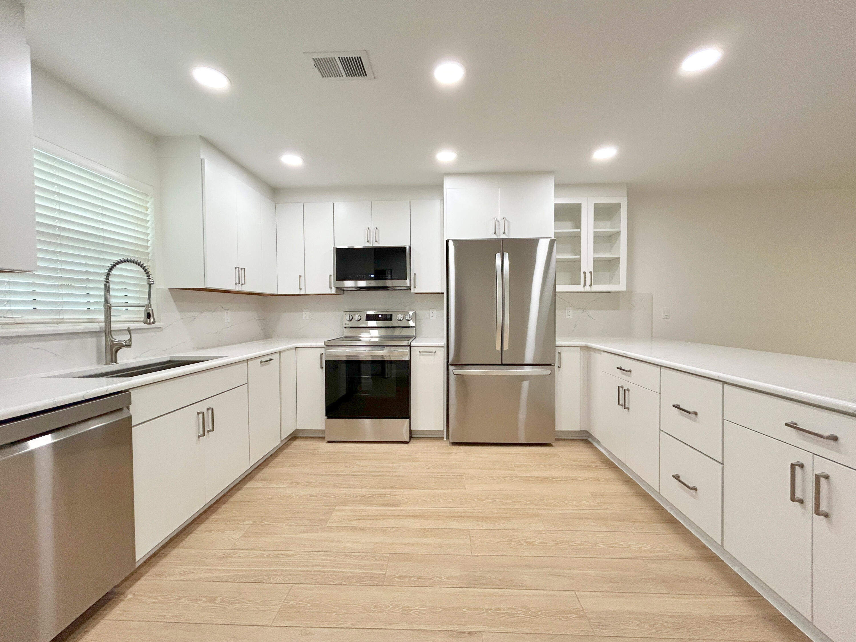 Completely updated Kitchen with stainless appliances,
