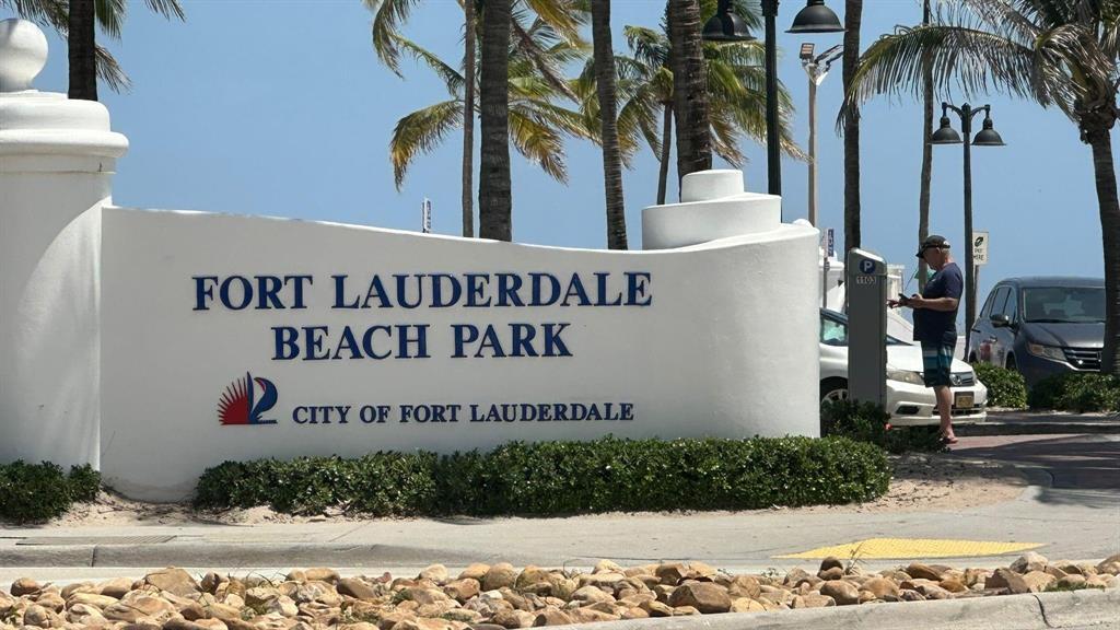 Foto de propiedad en 625 ANTIOCH Avenue 302, Fort Lauderdale, FL 33304 Fort Lauderdale con MLS# 