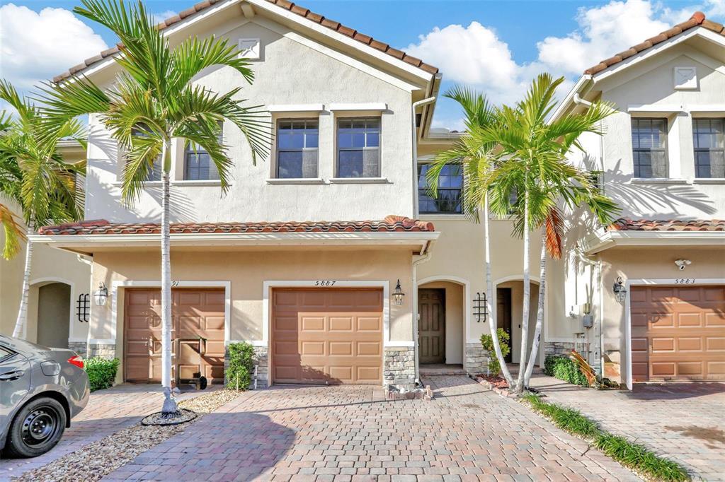 En Renta 5887 NW 56th Place 5887, Tamarac, FL 33319, Tamarac, FL 33319