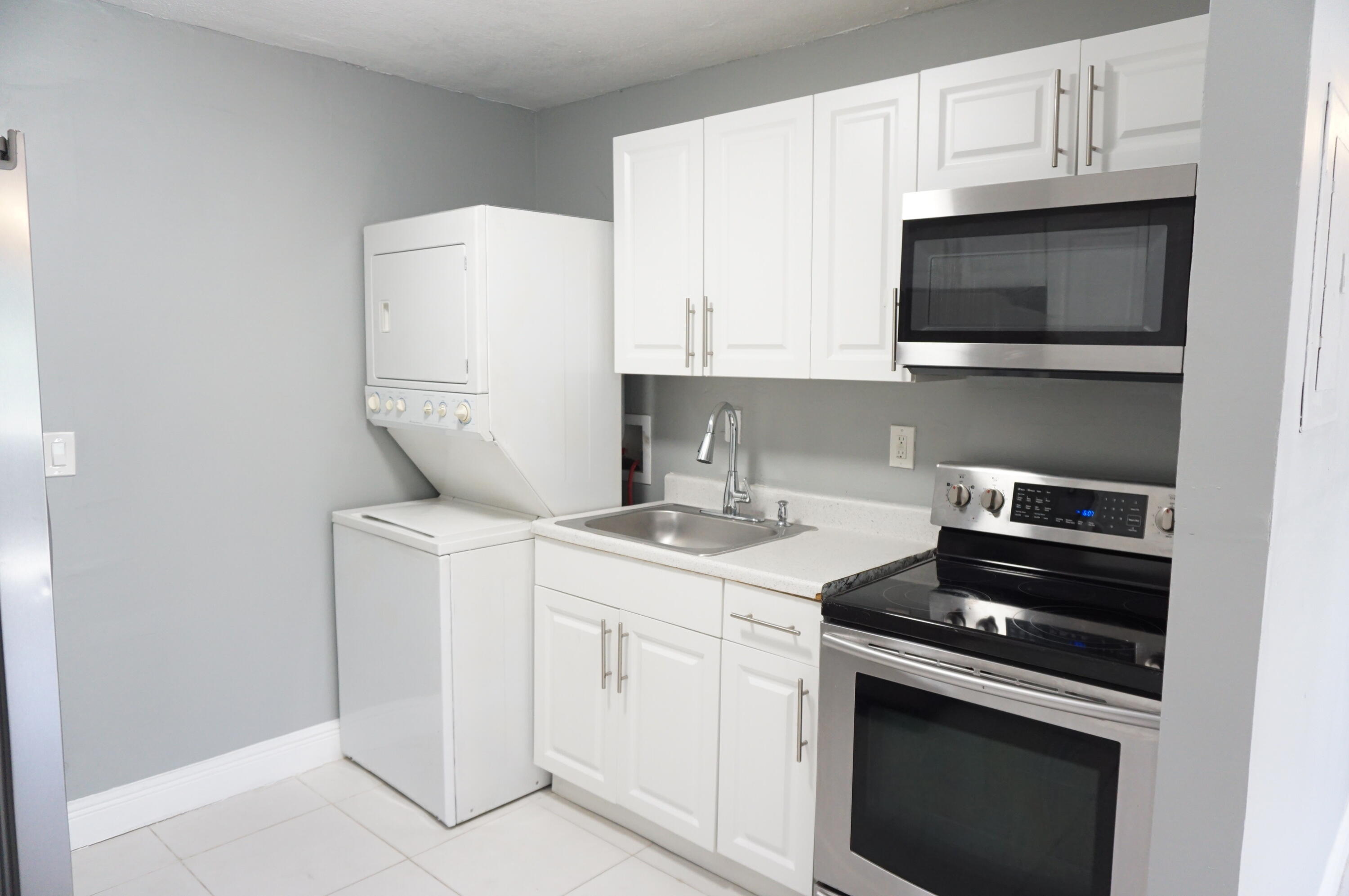 En Renta 1456 W 29TH Street 1, Riviera Beach, FL 33404, Riviera Beach, FL 33404