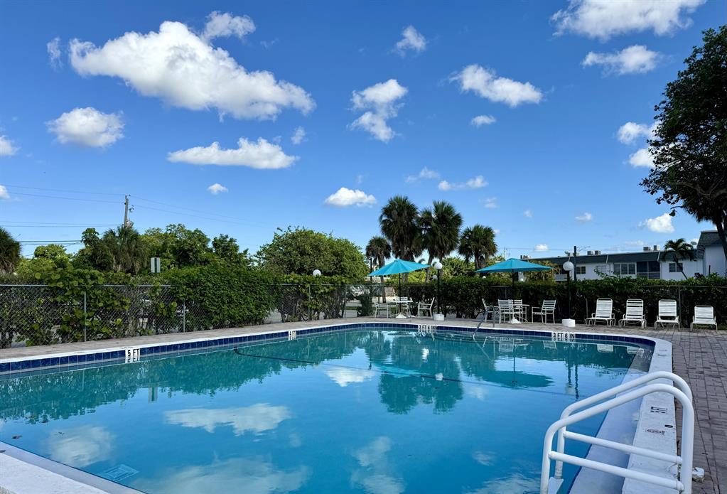 En Renta 6507 WINFIELD Boulevard 130-C, Margate, FL 33063, Margate, FL 33063