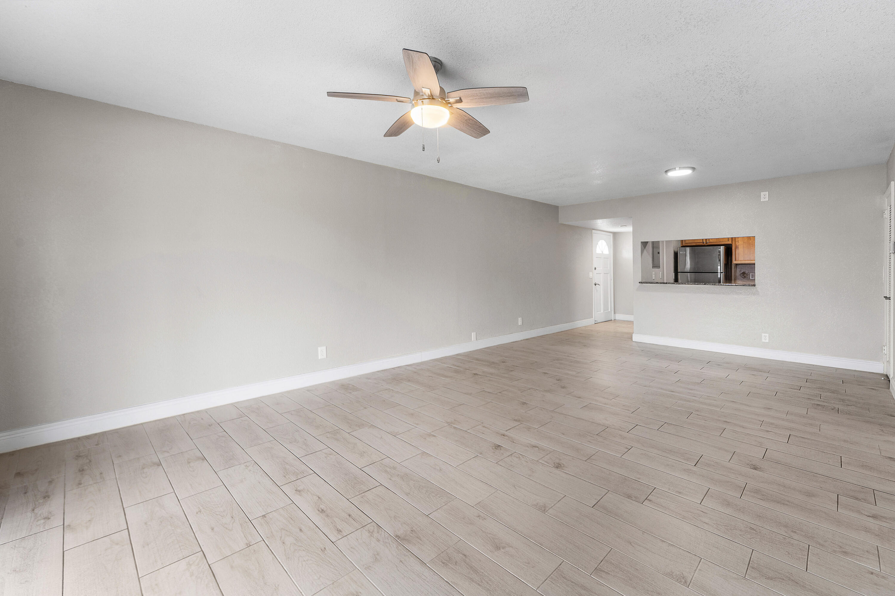 Foto de propiedad en 12005 Poinciana Boulevard 209, Royal Palm Beach, FL 33411 Royal Palm Beach con MLS# 