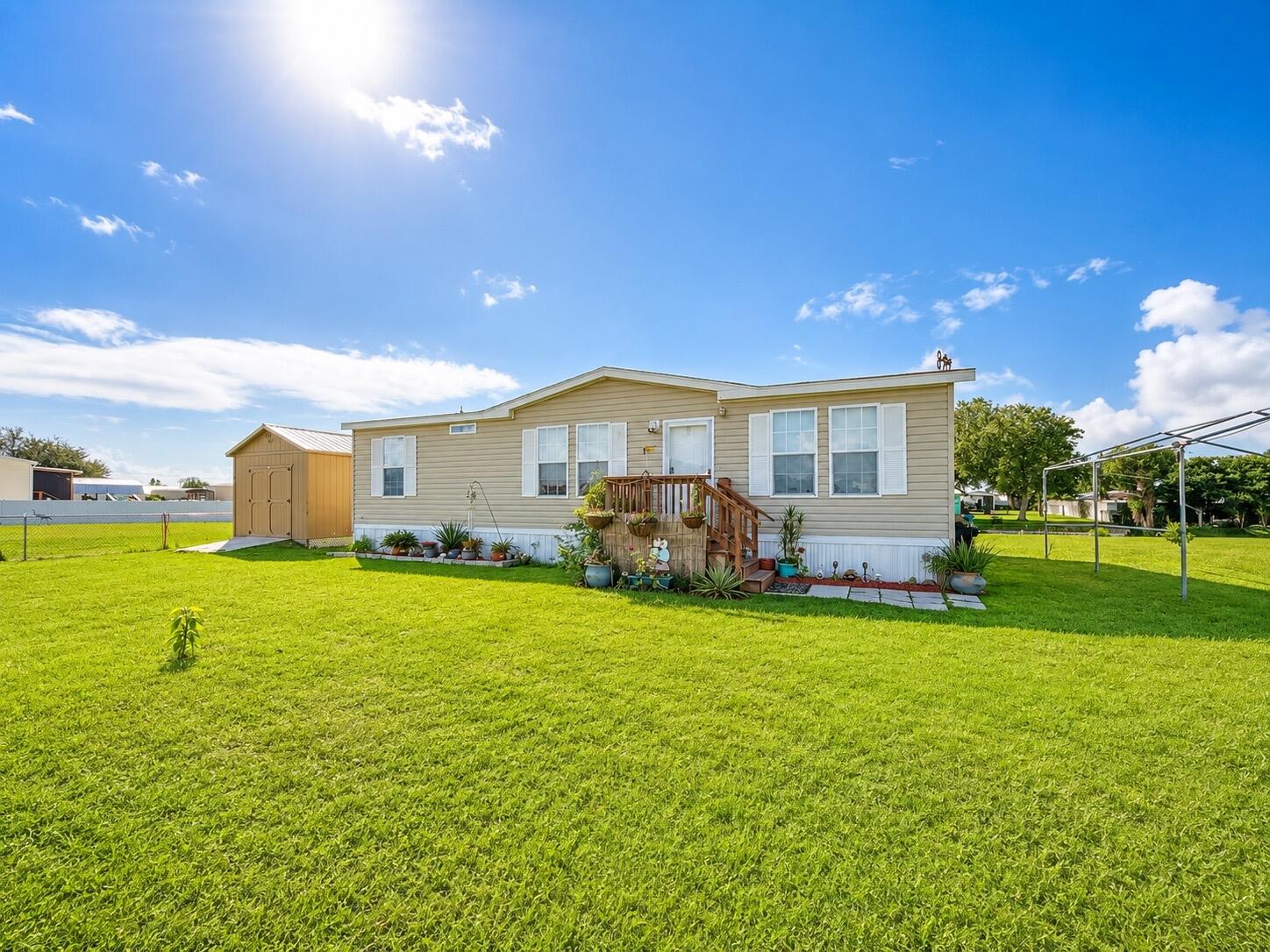 En Venta 1059 ORANGE Loop, Okeechobee, FL 34974, Okeechobee, FL 34974