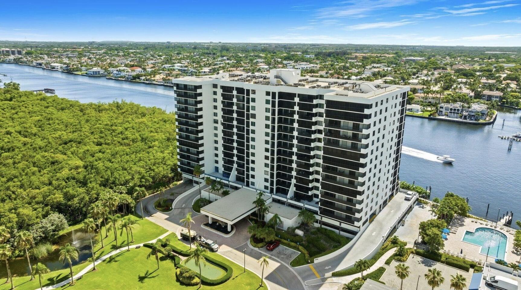 Foto de propiedad en 3420 S Ocean Boulevard 8W, Highland Beach, FL 33487 Highland Beach con MLS# 