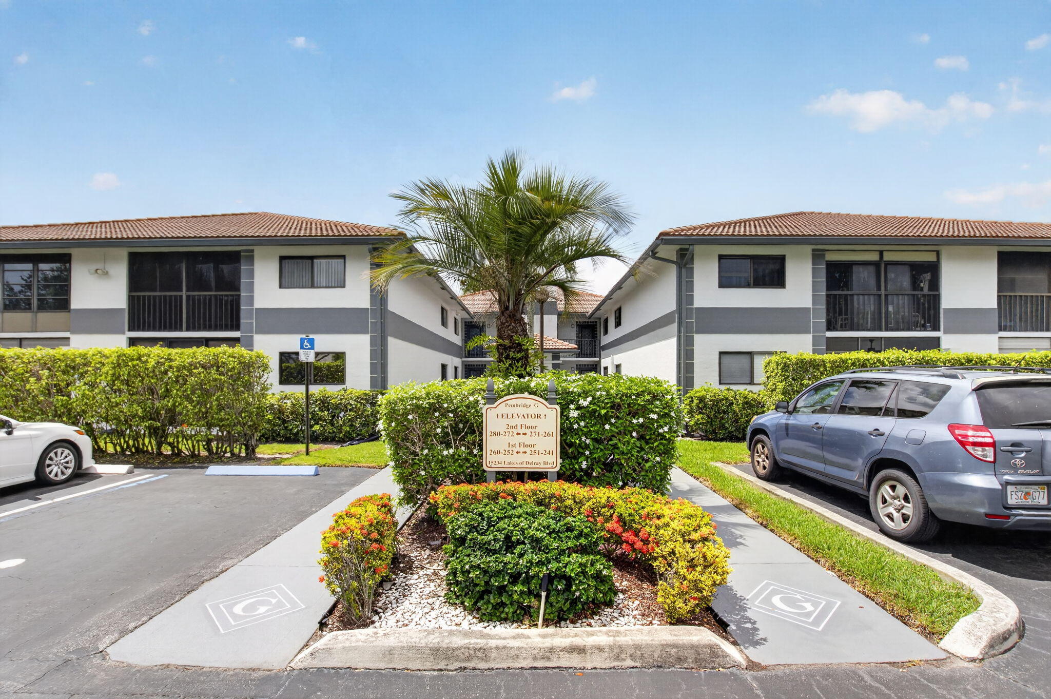 Foto de propiedad en 15234 Lakes Of Delray Boulevard 254, Delray Beach, FL 33484 Delray Beach con MLS# 