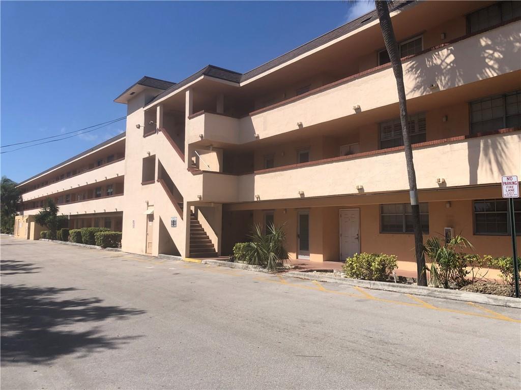 Foto de propiedad en 4500 N FEDERAL Highway 356G, Lighthouse Point, FL 33064 Lighthouse Point con MLS# 