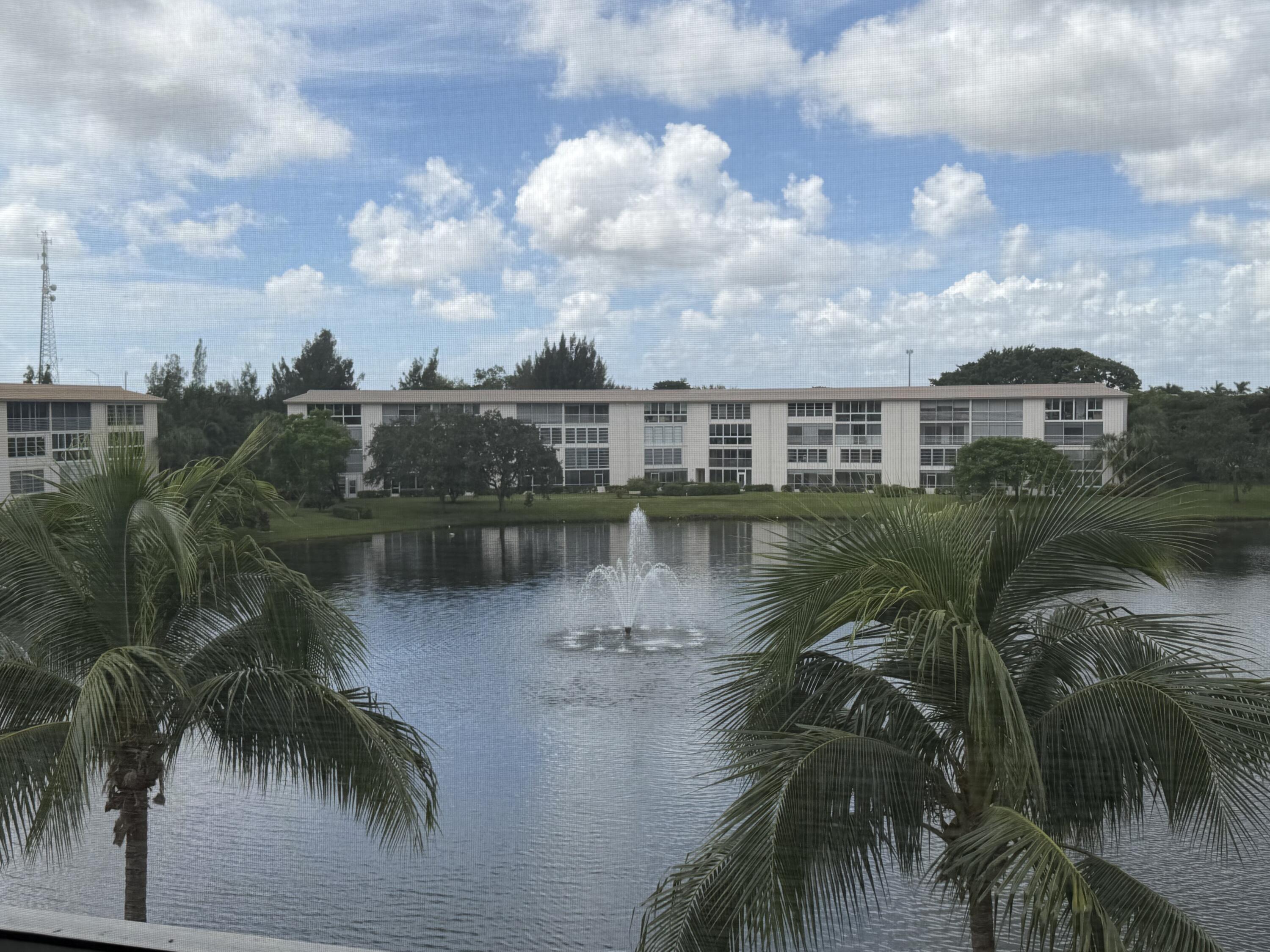 Foto de propiedad en 1905 BERMUDA Circle L4, Coconut Creek, FL 33066 Coconut Creek con MLS# 