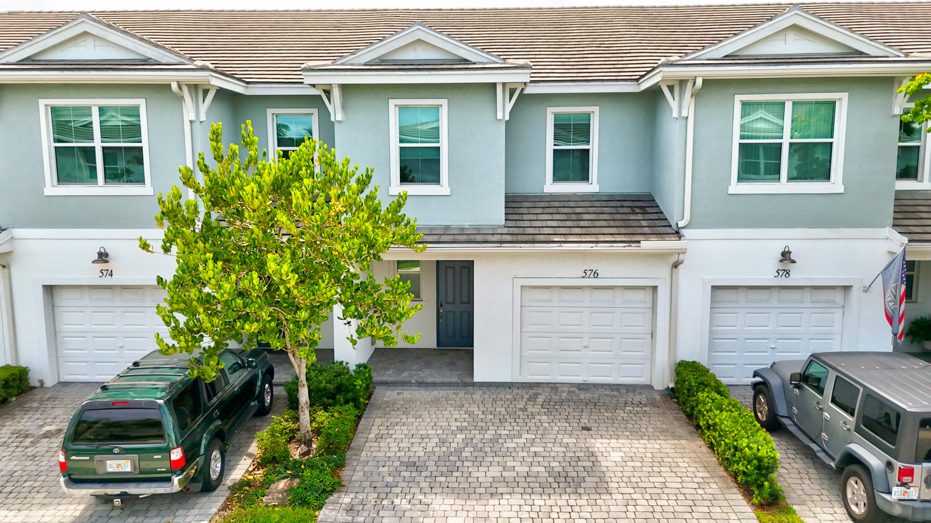 Foto de propiedad en 576 PARSONS Way, Deerfield Beach, FL 33442 Deerfield Beach con MLS# 