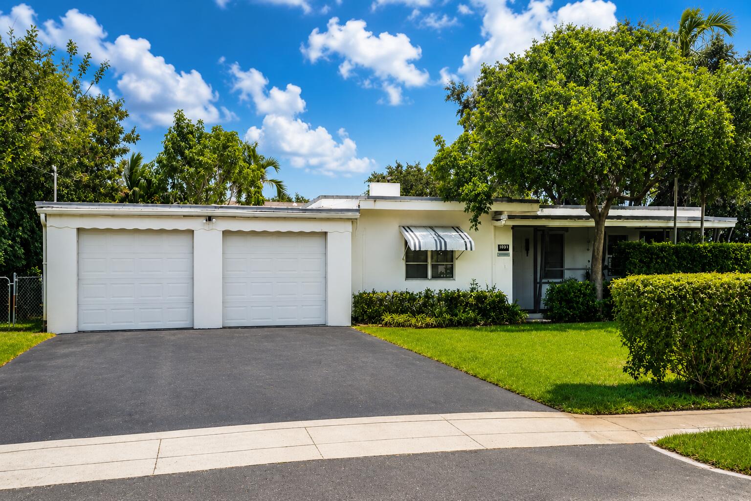 En Venta 5619 MCKINLEY, Hollywood, FL 33021, Hollywood, FL 33021