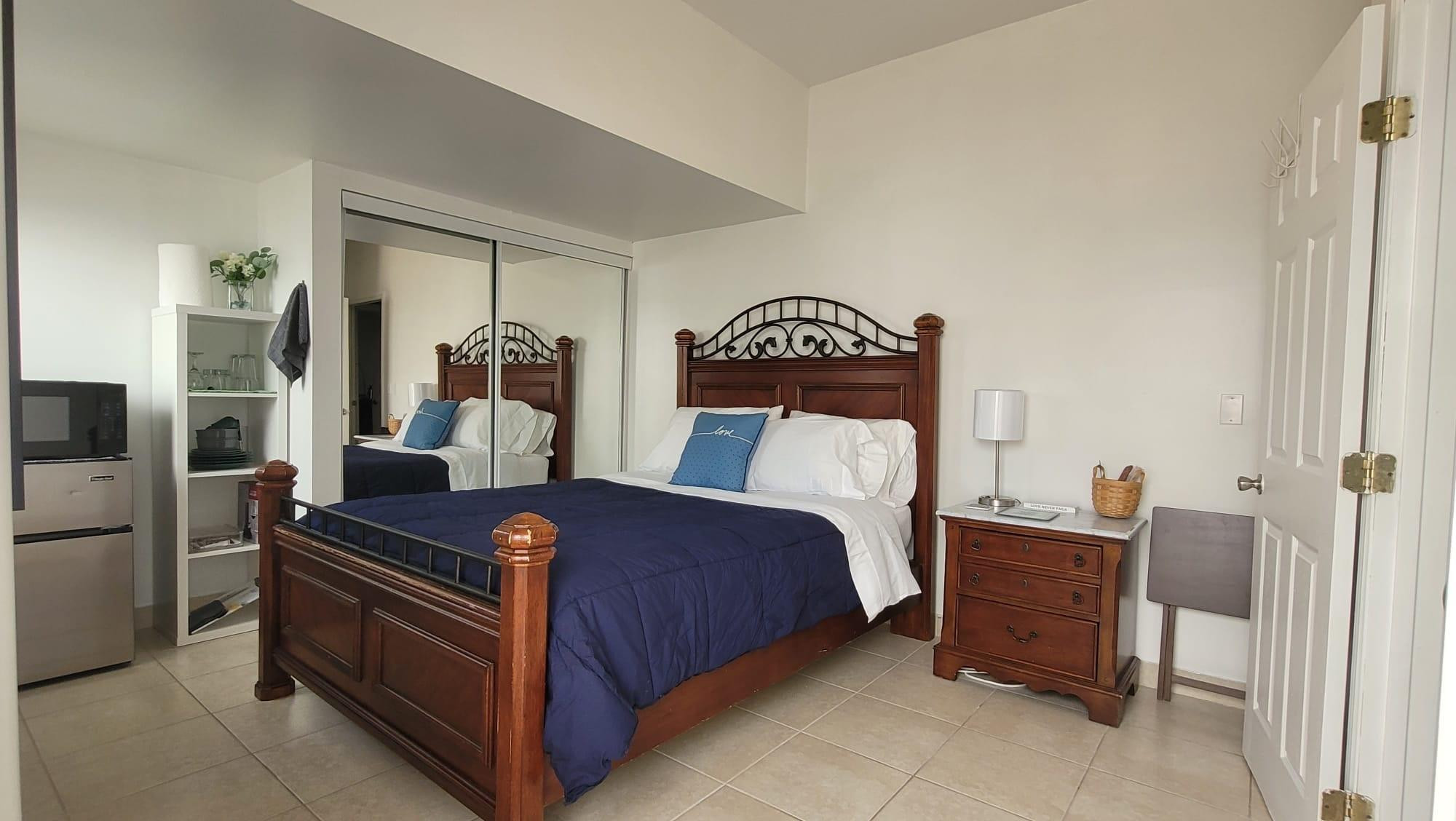 Foto de propiedad en 15633 SW 13th Terrace 0, Miami, FL 33194 Miami con MLS# 
