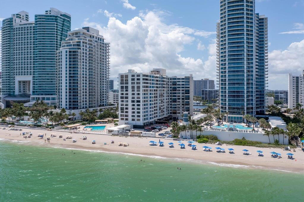 Foto de propiedad en 3505 S Ocean Drive 203, Hollywood, FL 33019 Hollywood con MLS#