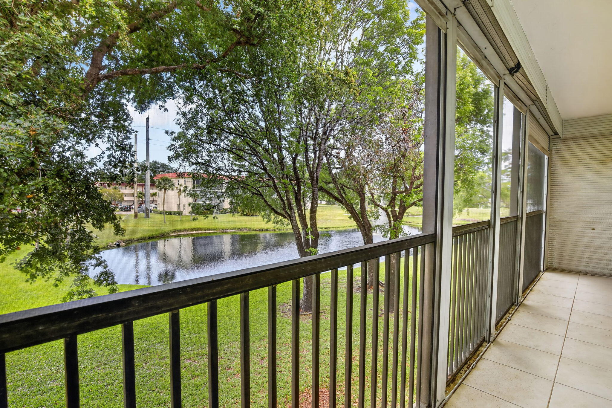 En Venta 250 S Hollybrook Terrace 208, Pembroke Pines, FL 33025, Pembroke Pines, FL 33025