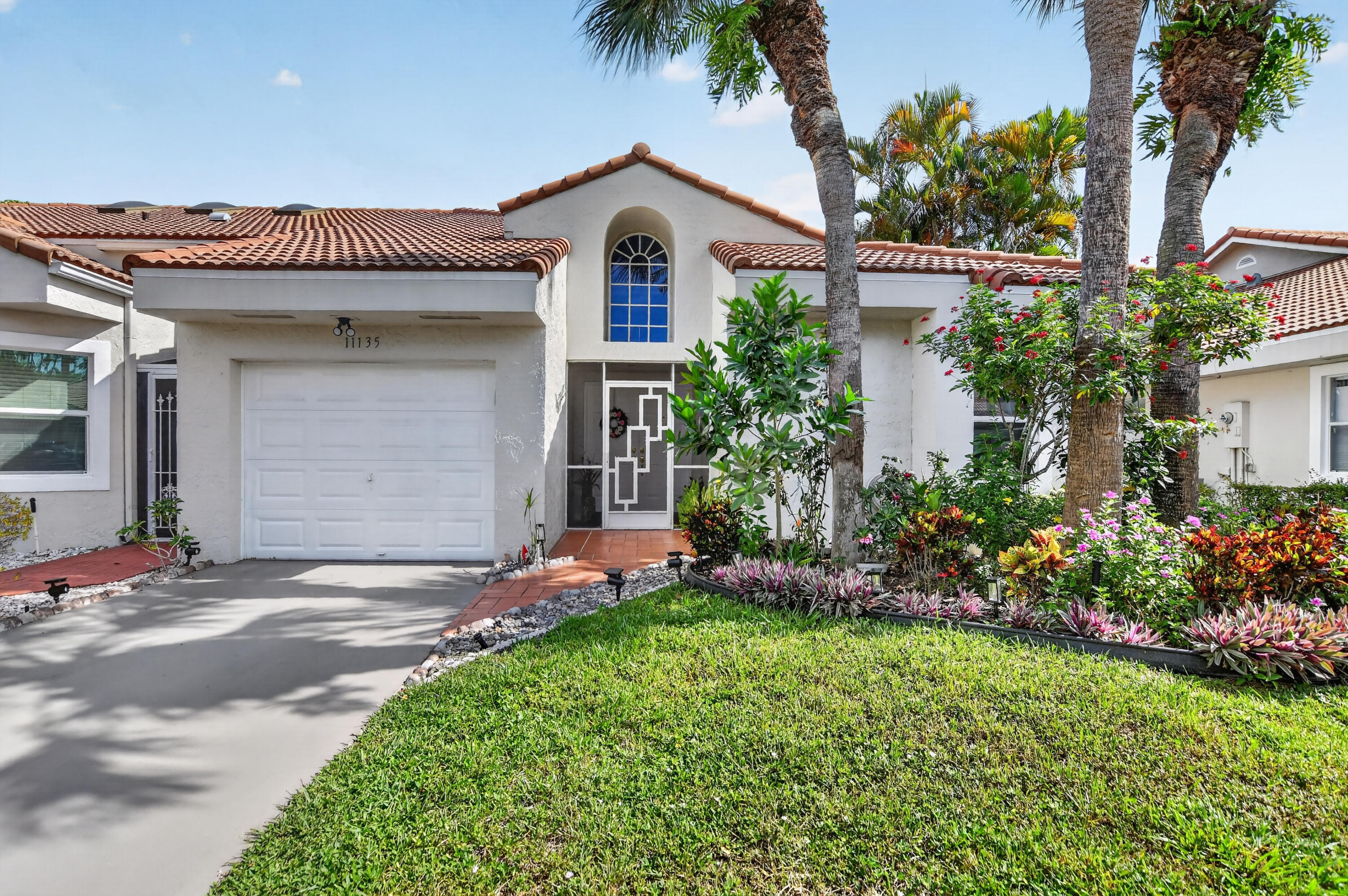 Foto de propiedad en 11135 AUTORO Court, Boca Raton, FL 33498 Boca Raton con MLS# 