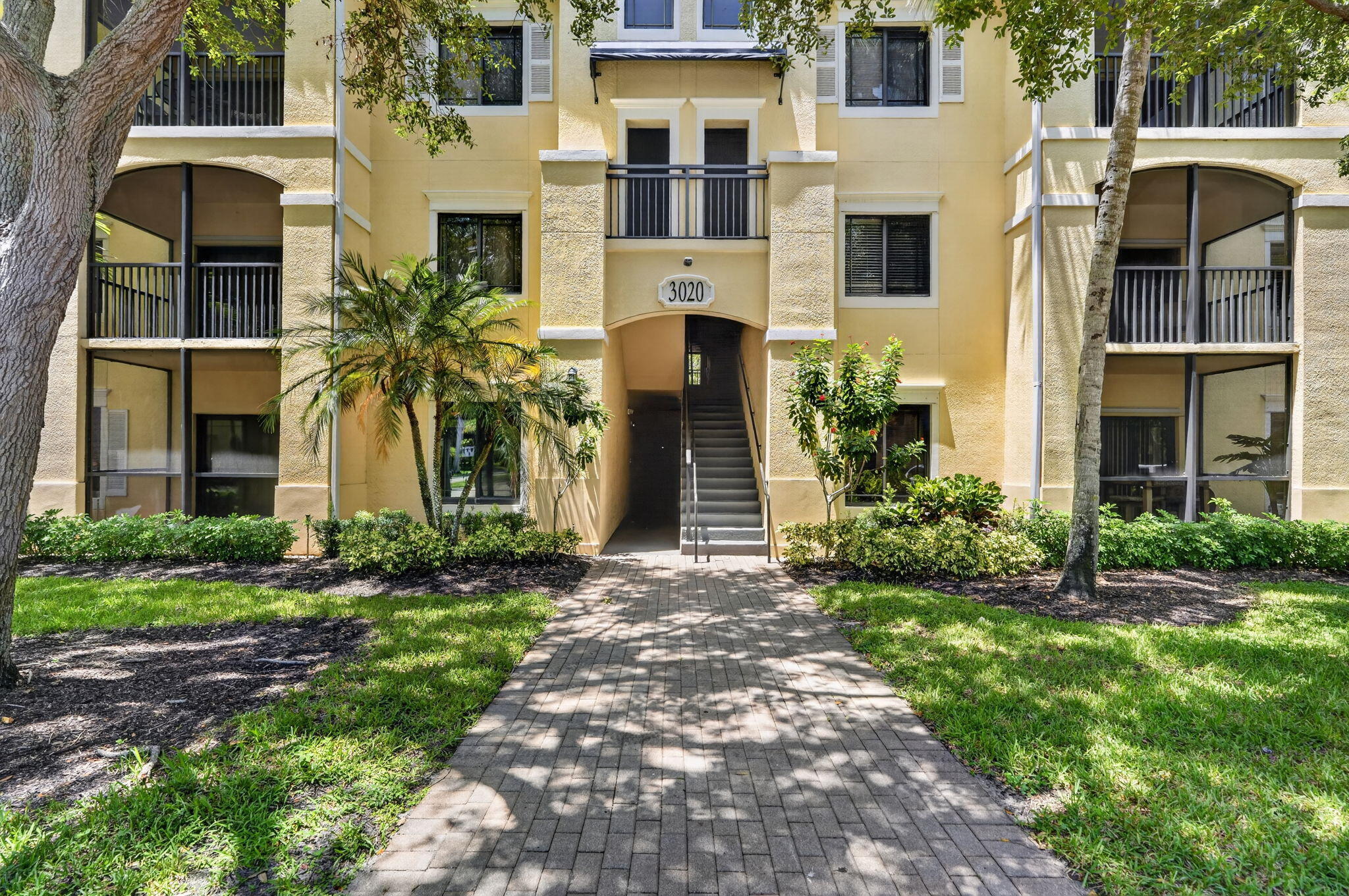 En Venta 3020 Alcazar Place 308, Palm Beach Gardens, FL 33410, Palm Beach Gardens, FL 33410