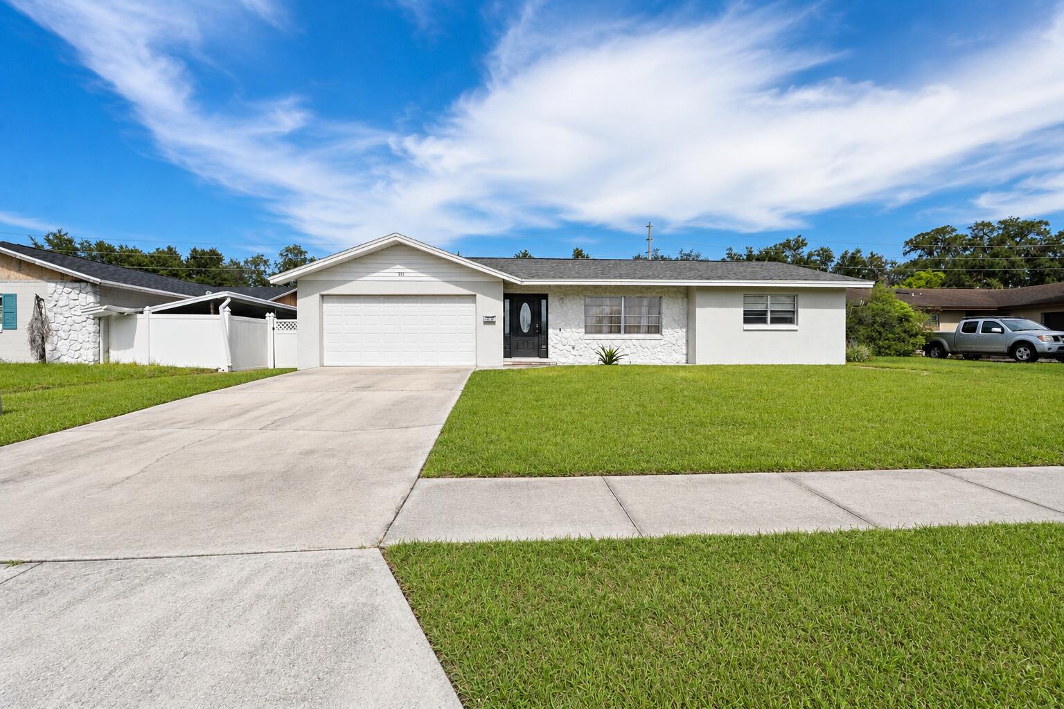 En Venta 833 PARK MANOR Drive, Orlando, FL 32825, Orlando, FL 32825