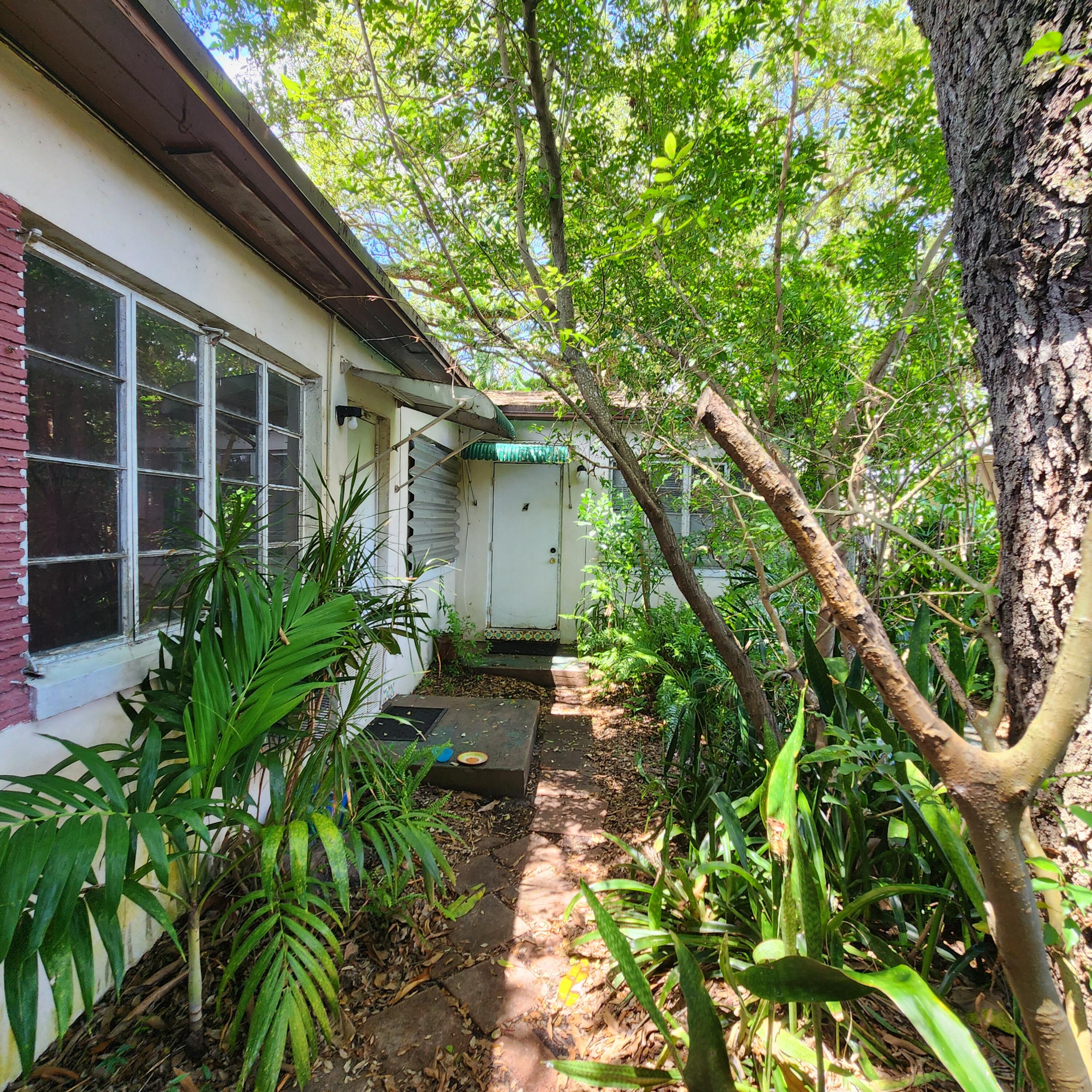 Foto de propiedad en 715 SW 4TH Street #4, Fort Lauderdale, FL 33312 Fort Lauderdale con MLS# 