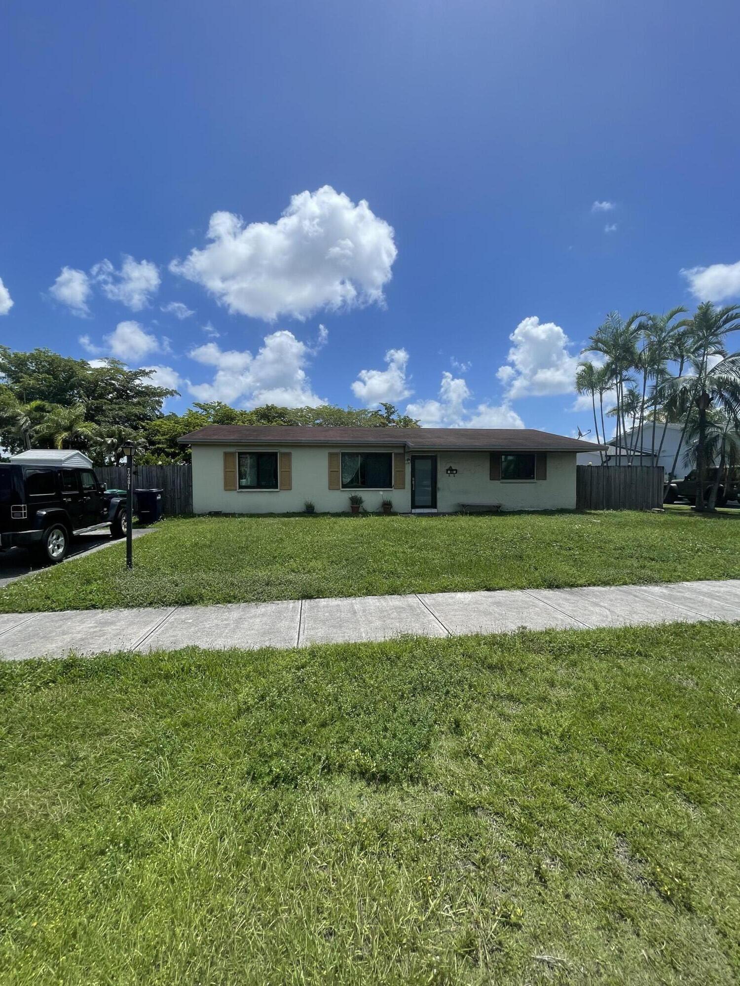 En Venta 7241 SW 137TH Court, Miami, FL 33183, Miami, FL 33183