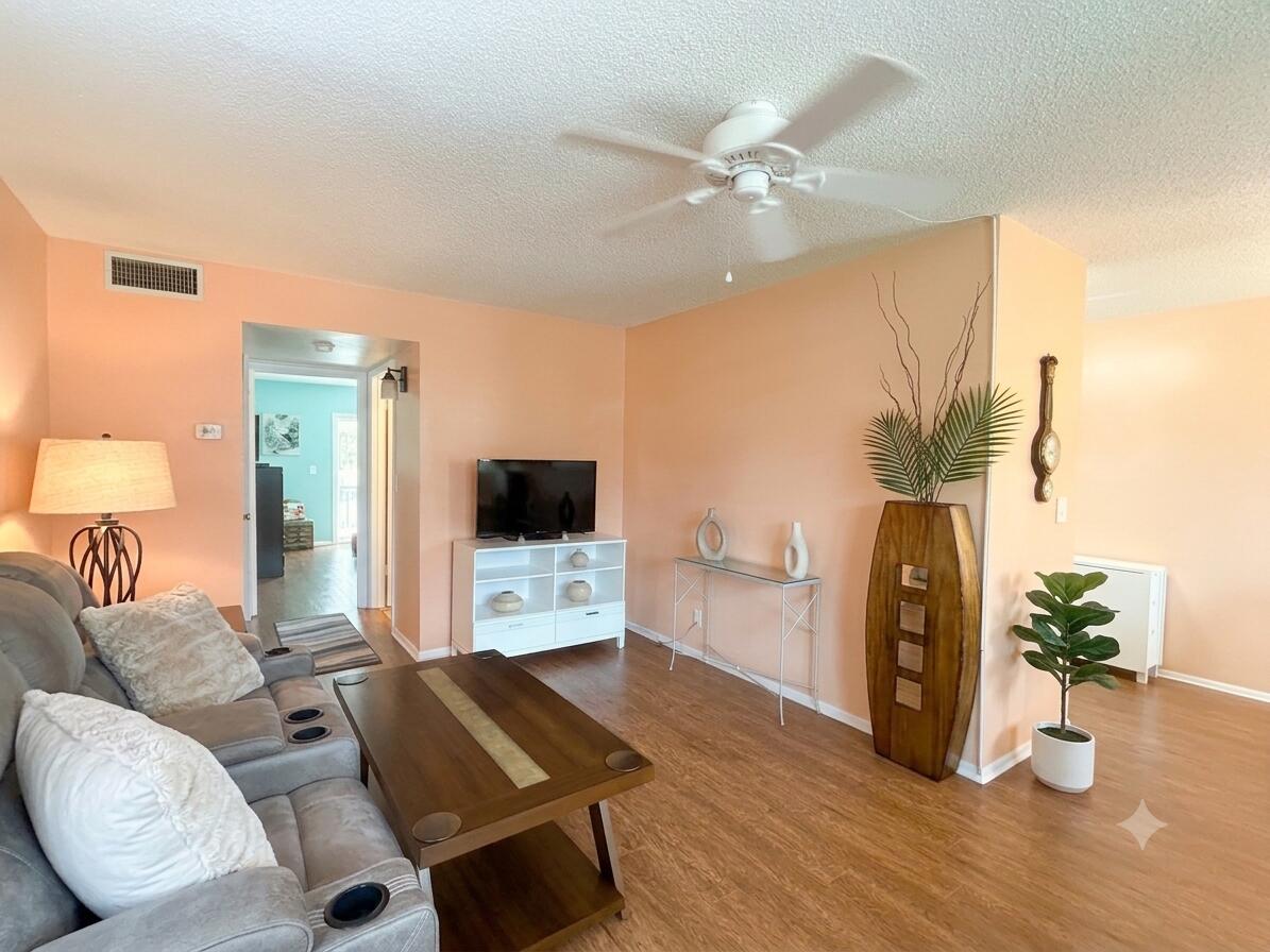 En Venta 28 PINE ARBOR 105, Vero Beach, FL 32962, Vero Beach, FL 32962