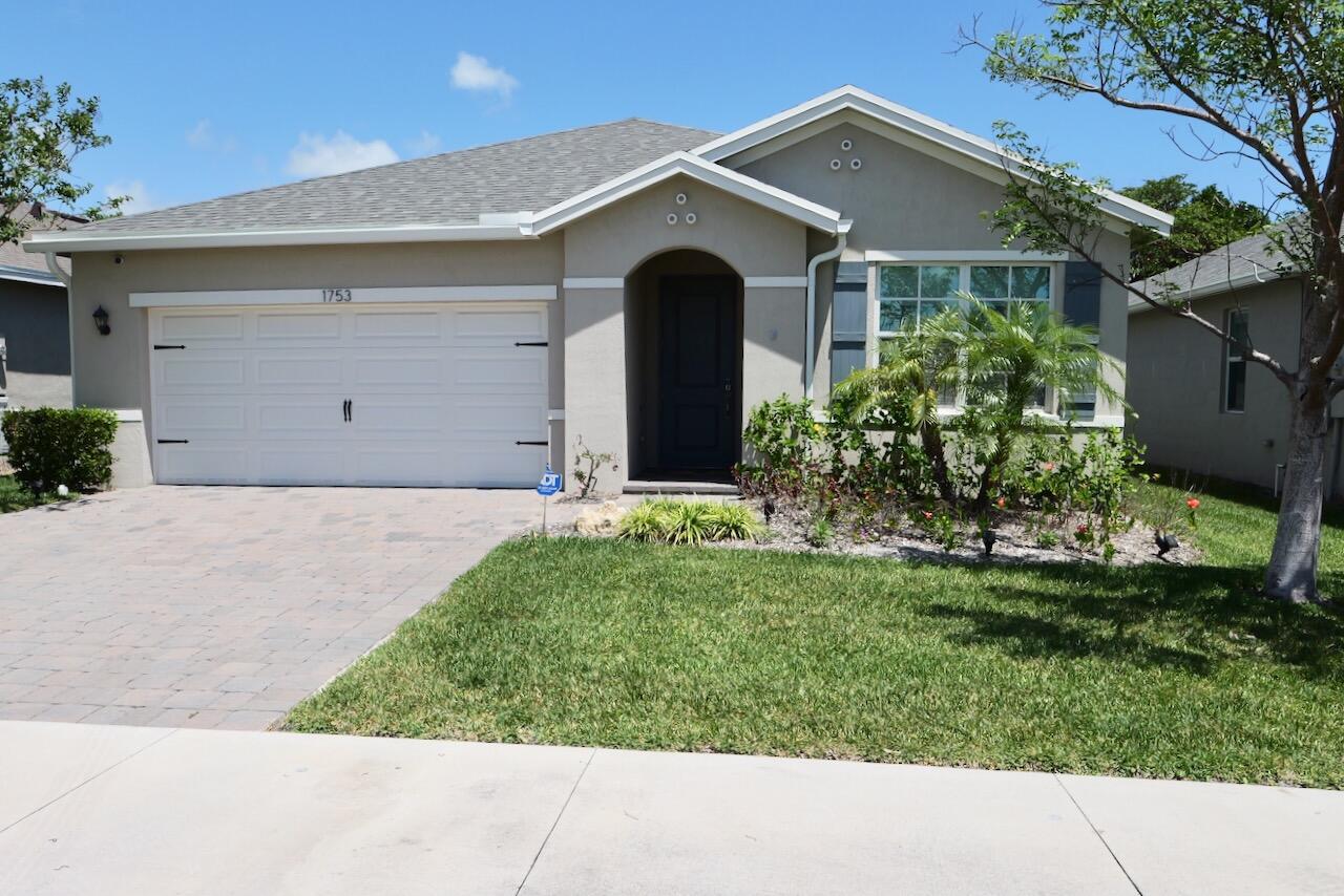 En Venta 1753 NE White Pine Terrace, Ocean Breeze, FL 34957, Ocean Breeze, FL 34957