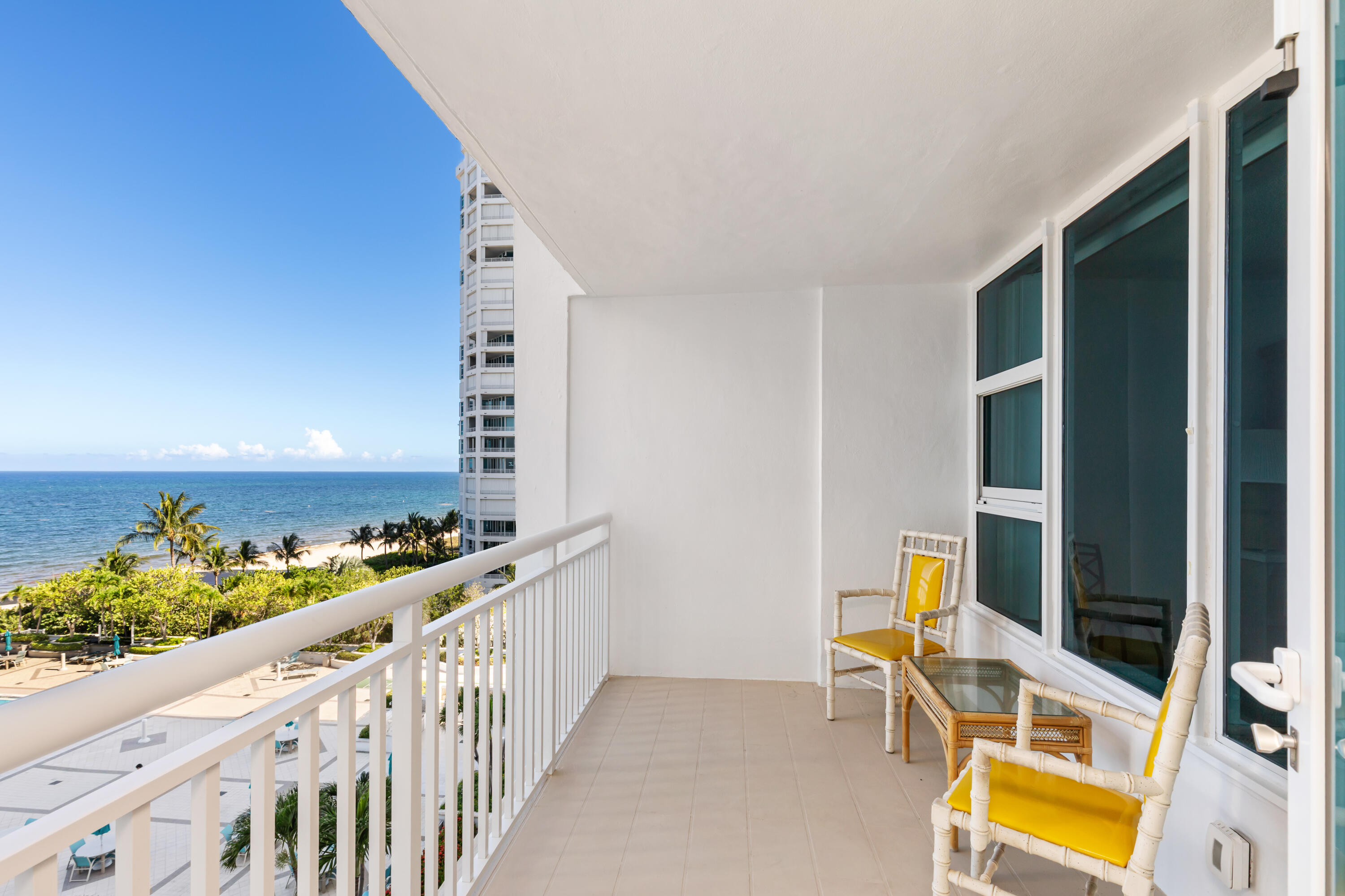 Foto de propiedad en 1620 S Ocean Boulevard 7K, Lauderdale-By-The-Sea, FL 33062 Lauderdale-By-The-Sea con MLS# 