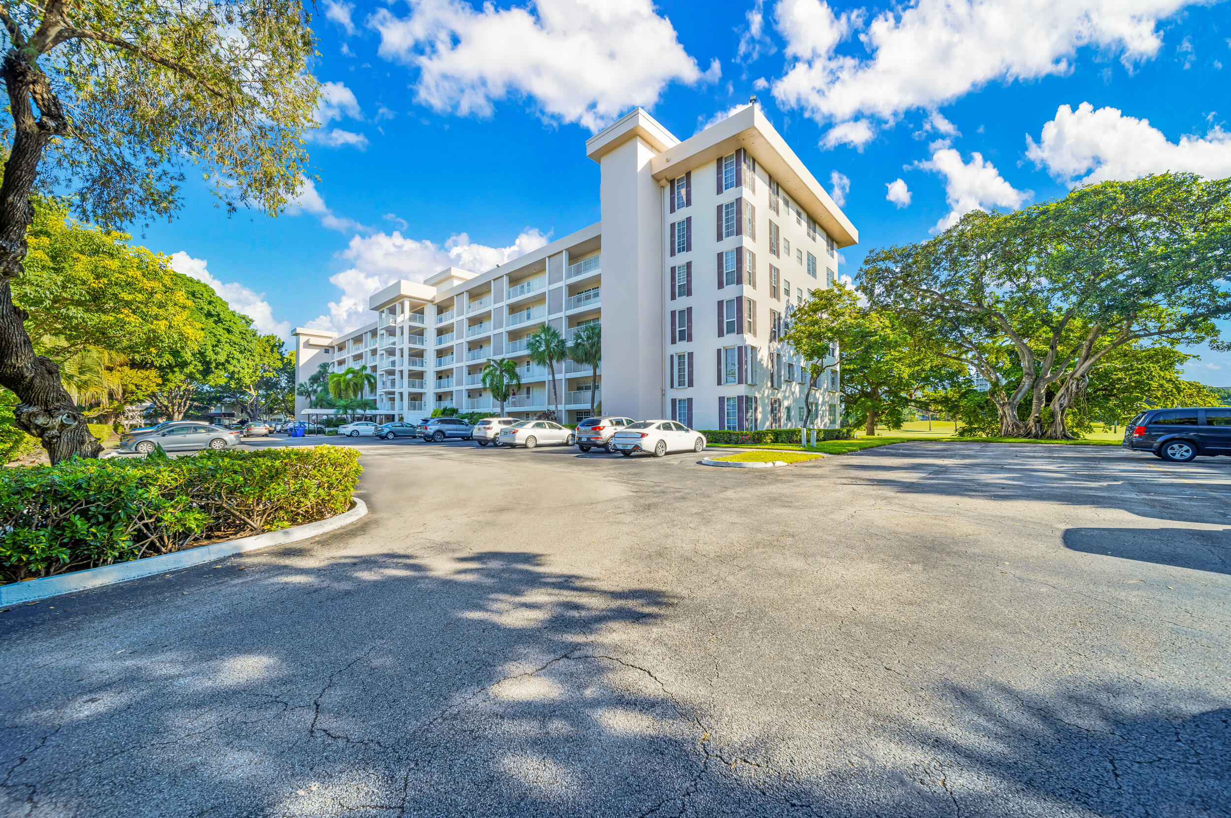 Foto de propiedad en 2901 S Palm Aire Drive 609, Pompano Beach, FL 33069 Pompano Beach con MLS#