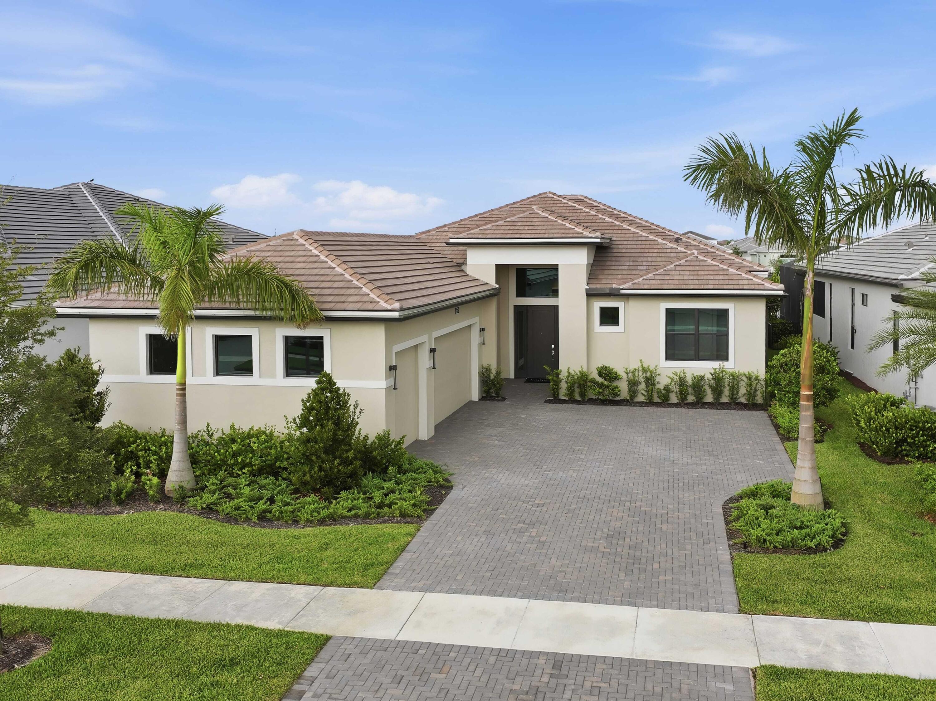 Foto de propiedad en 5374 Saint Armands Way, Westlake, FL 33470 Westlake con MLS# 