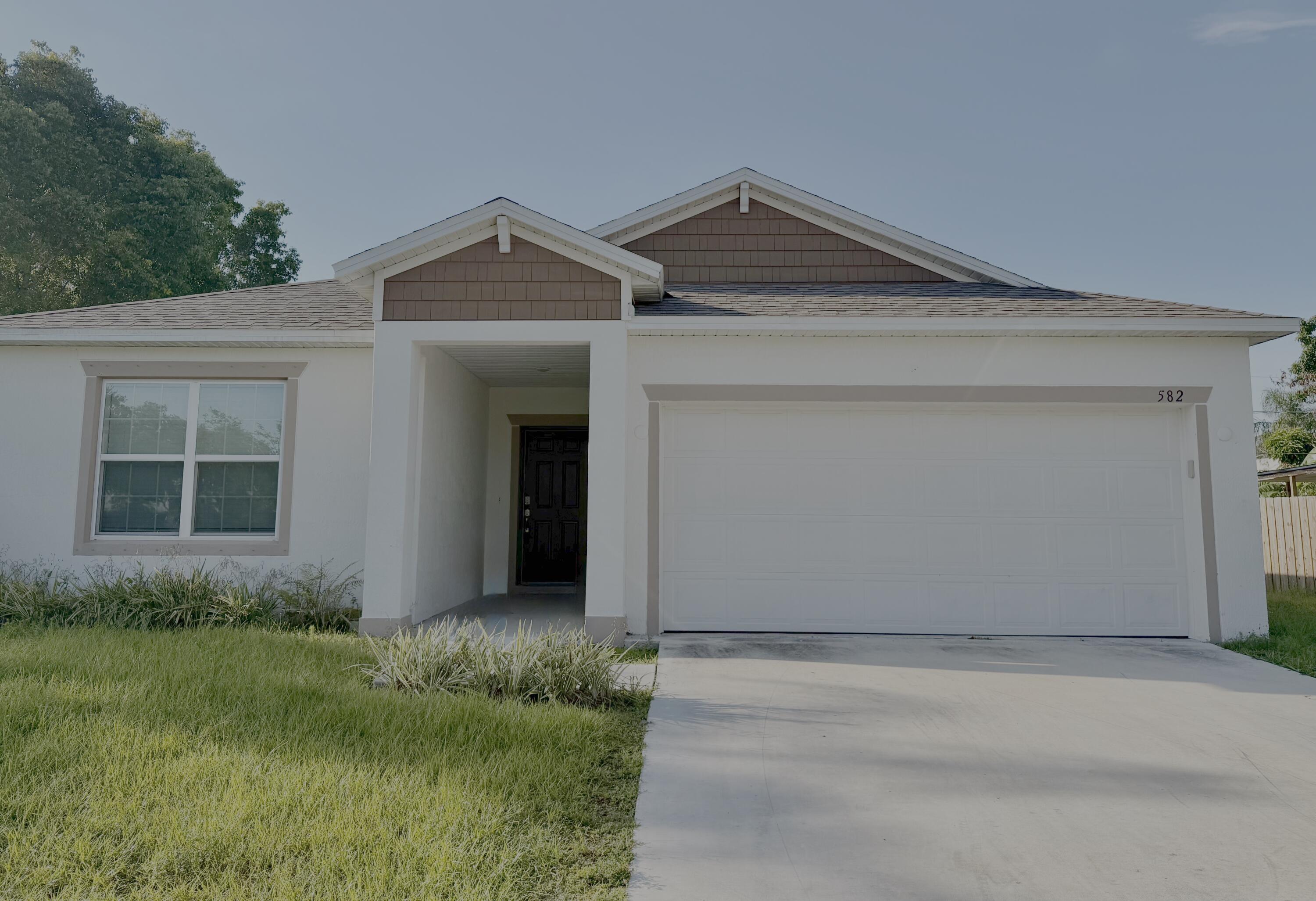 En Venta 582 SW Sea Holly Terrace, Port St. Lucie, FL 34984, Port St. Lucie, FL 34984