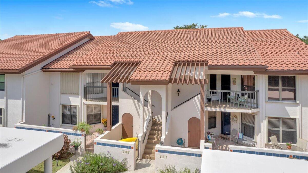 En Venta 6050 SE Martinique Drive 102, Stuart, FL 34997, Stuart, FL 34997