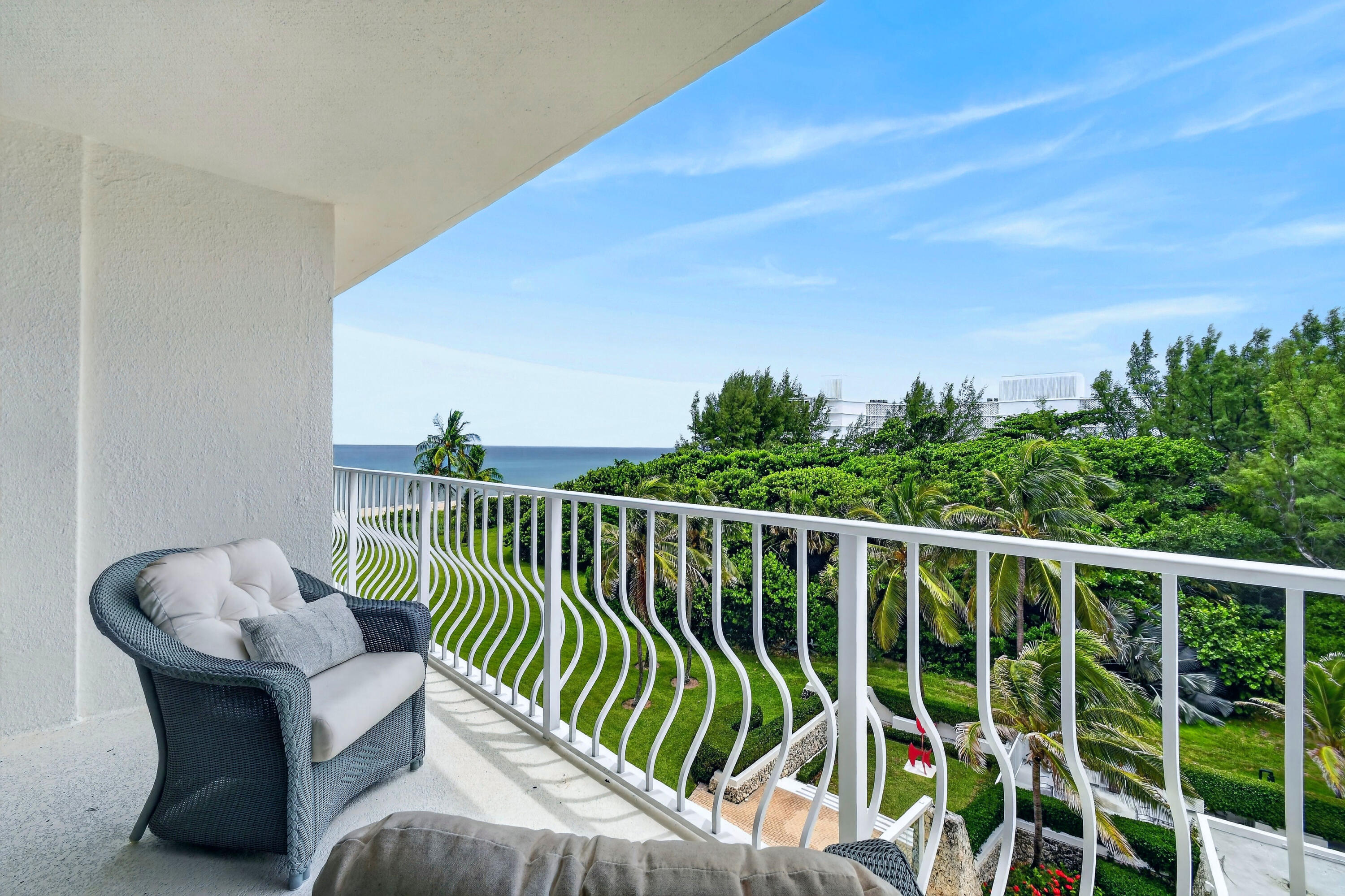 Foto de propiedad en 2774 S Ocean Boulevard 506, Palm Beach, FL 33480 Palm Beach con MLS# 