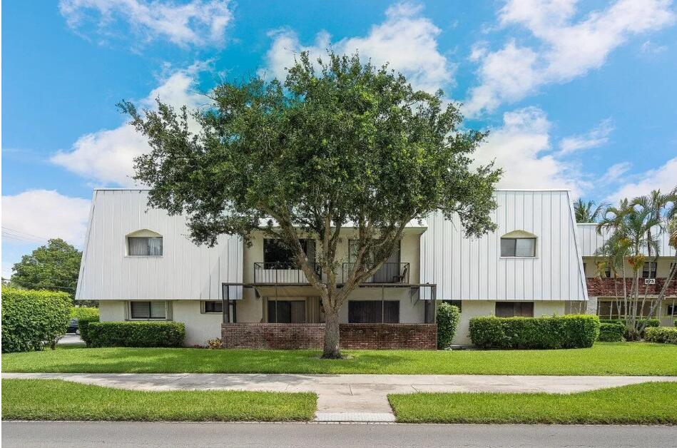 Alquilada 875 NW 13th Street 405, Boca Raton, FL 33486, Boca Raton, FL 33486