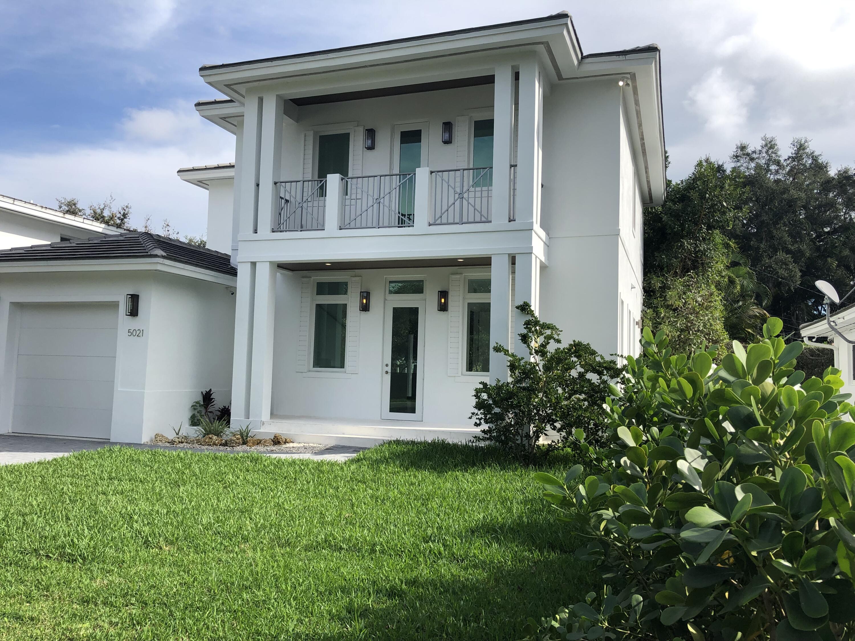 Foto de propiedad en 5021 MAGGIORE Street, Coral Gables, FL 33146 Coral Gables con MLS# 