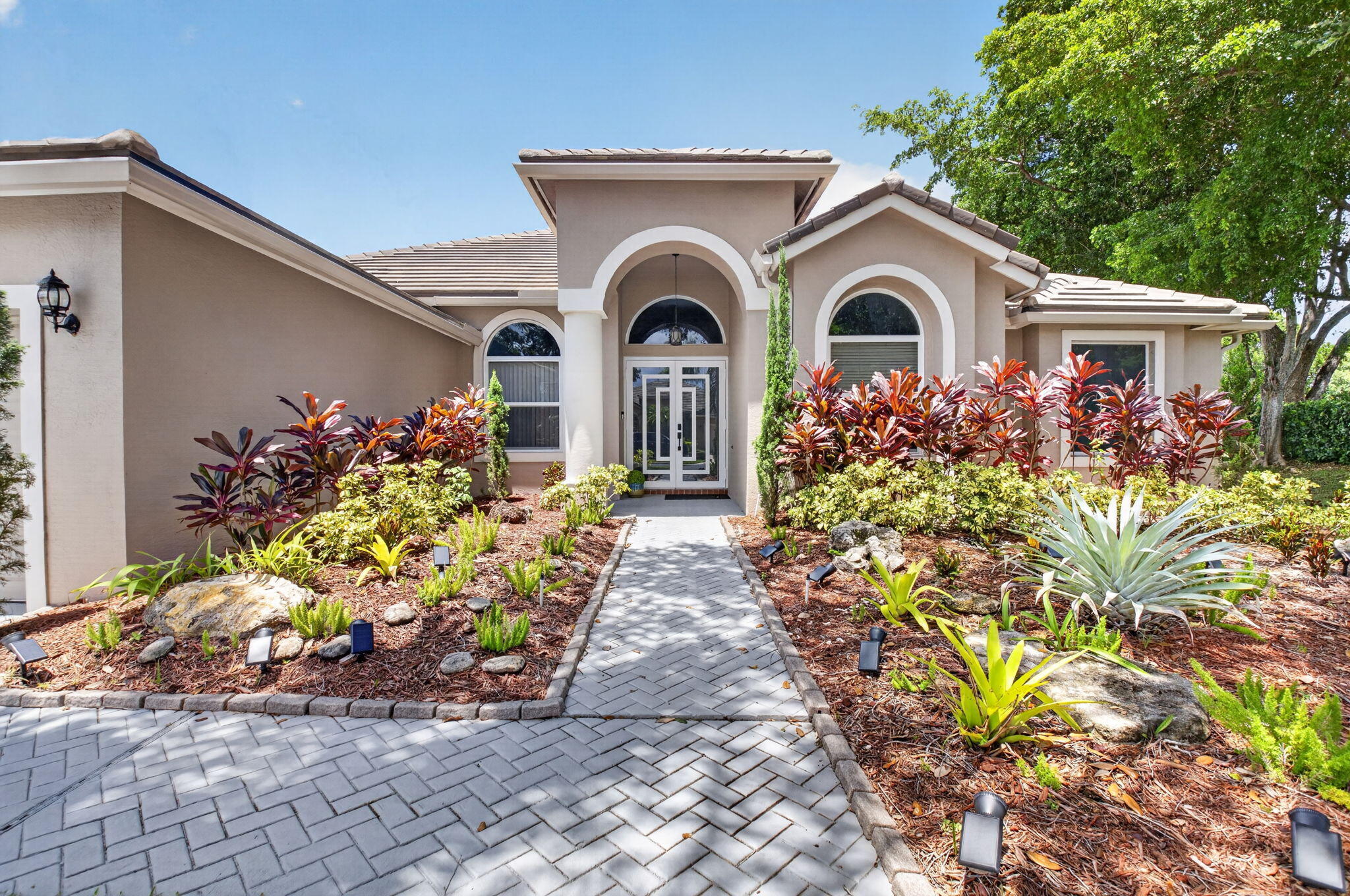 Foto de propiedad en 21633 Lynhurst Way, Boca Raton, FL 33428 Boca Raton con MLS# 