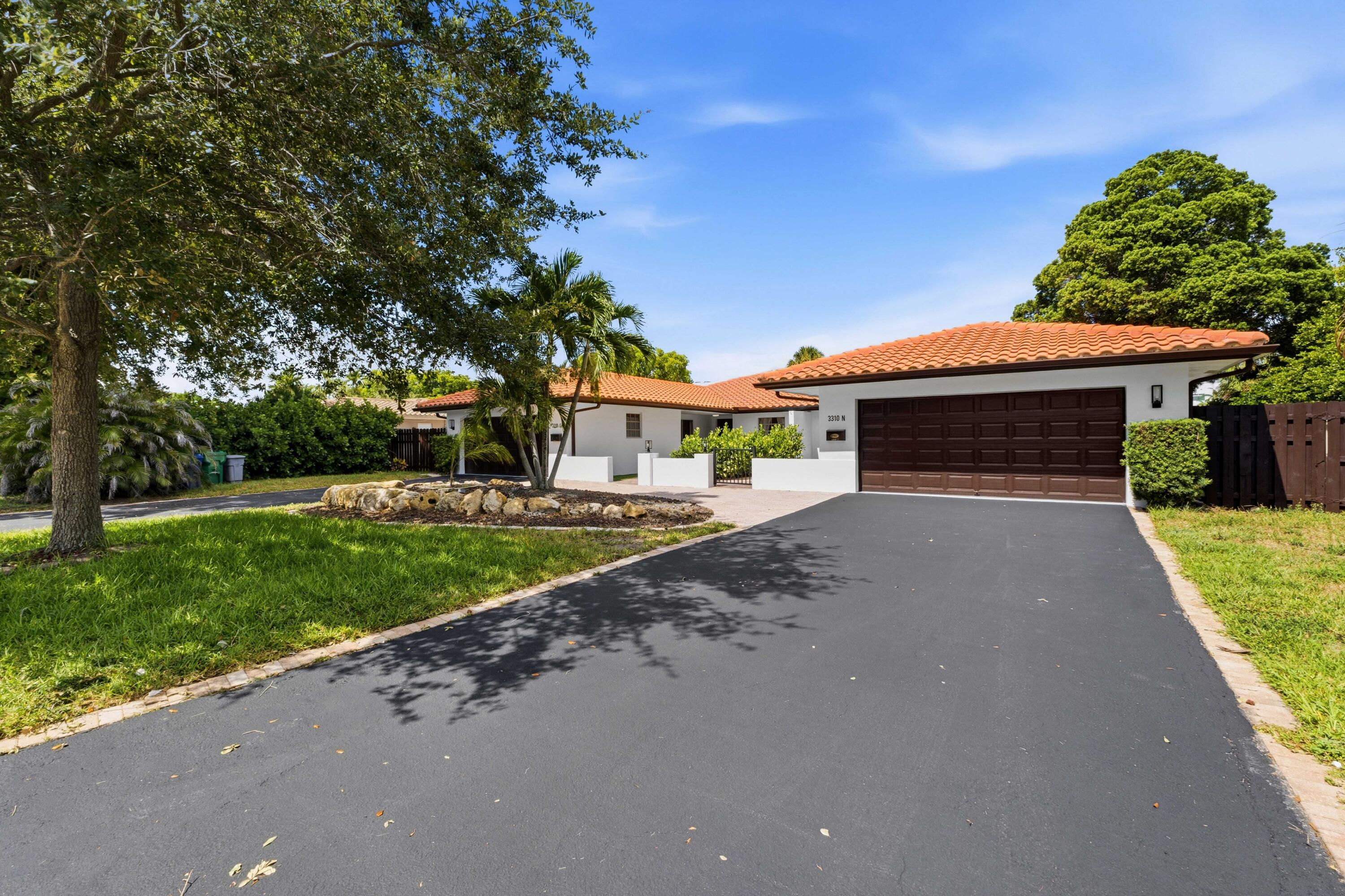 Foto de propiedad en 3310 NW 90th Avenue N, Coral Springs, FL 33065 Coral Springs con MLS# 