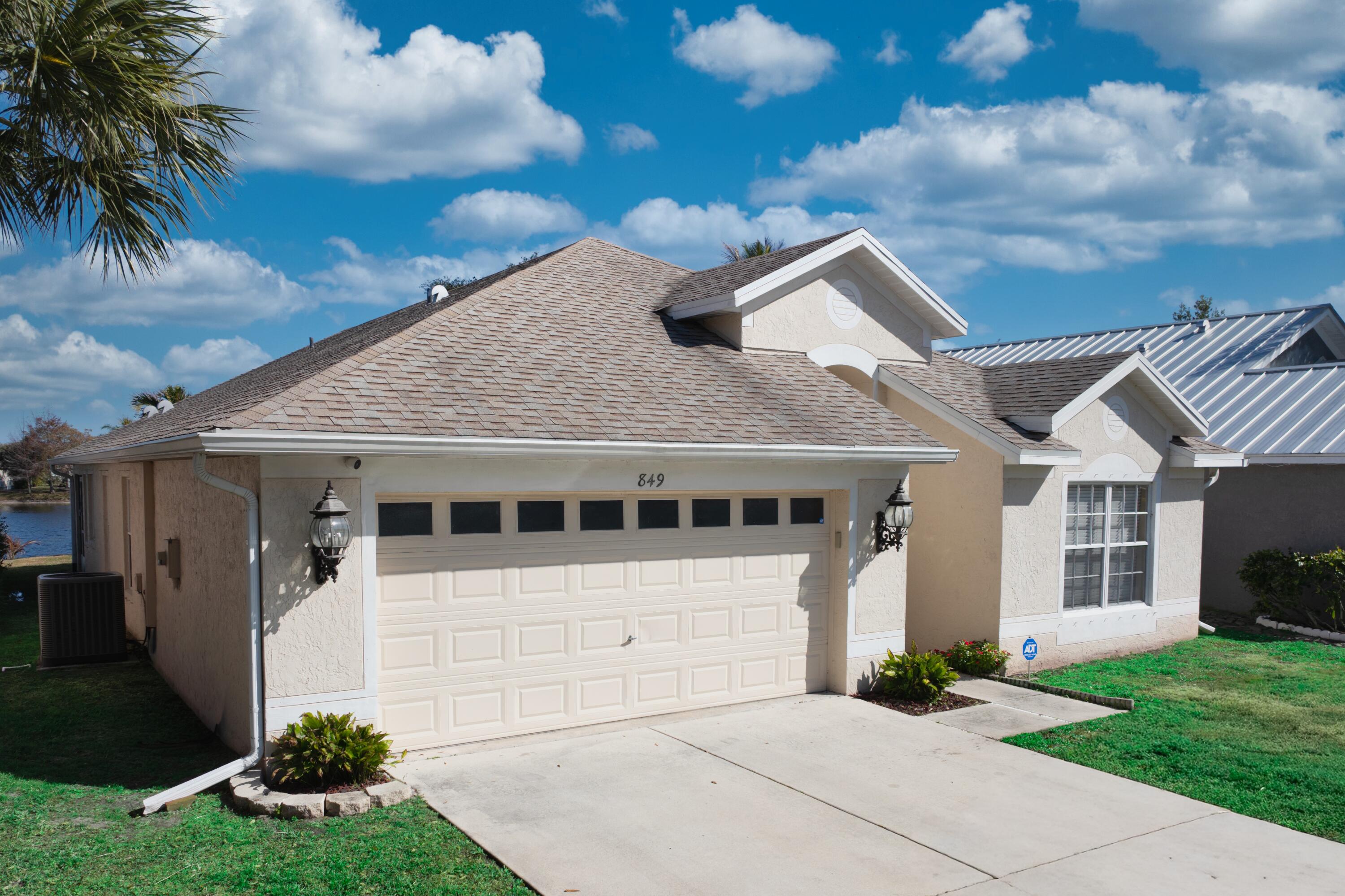 En Venta 849 NW Waterlily Place, Jensen Beach, FL 34957, Jensen Beach, FL 34957