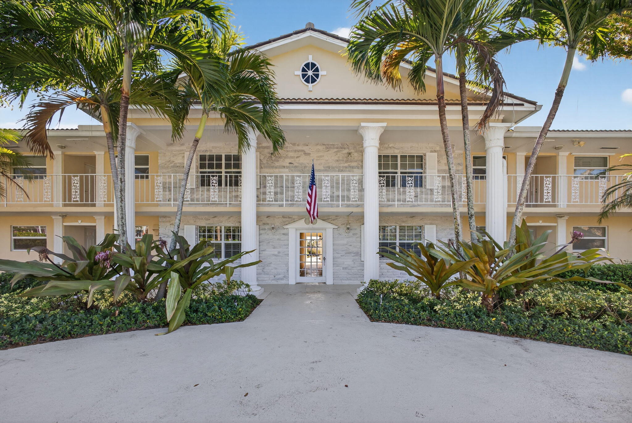 Foto de propiedad en 478 Tequesta Drive 204, Tequesta, FL 33469 Tequesta con MLS# 