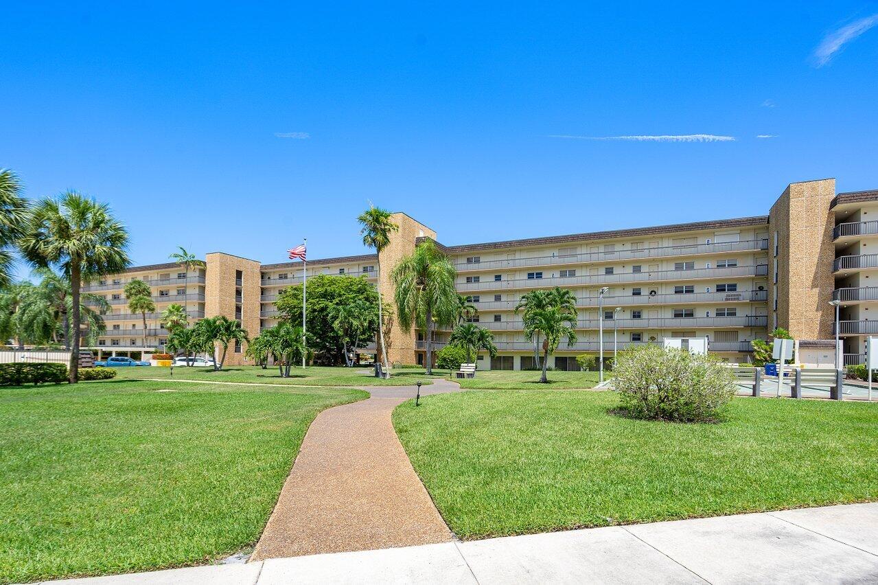 En Venta 555 NW 4TH Avenue 2150, Boca Raton, FL 33432, Boca Raton, FL 33432