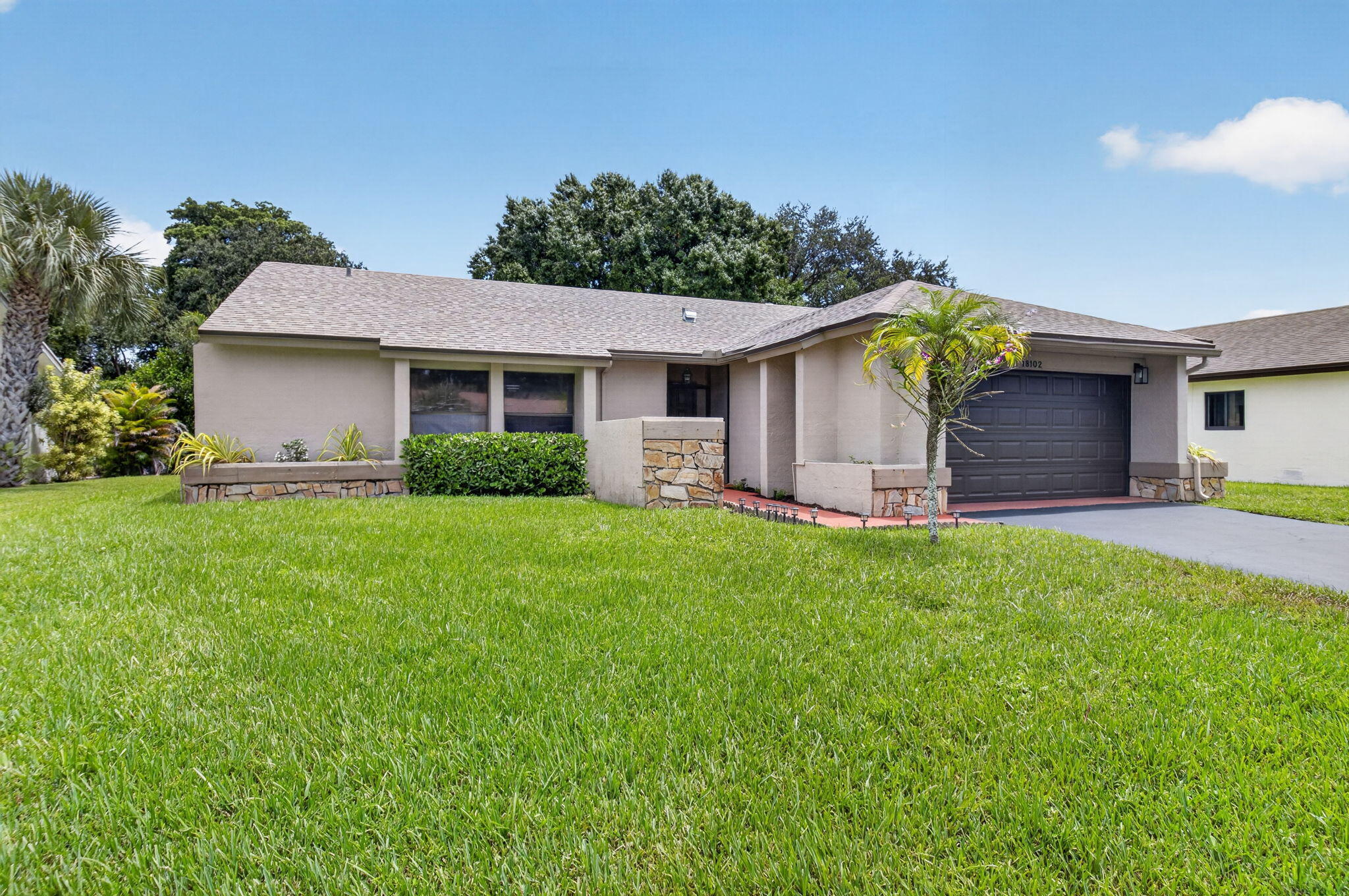 Foto de propiedad en 18102 104th Terrace S, Boca Raton, FL 33498 Boca Raton con MLS# 
