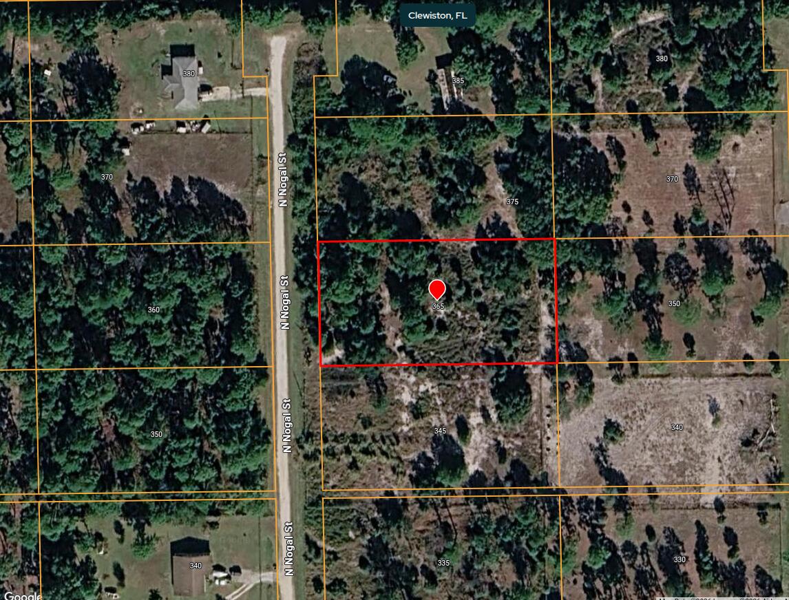 Foto de propiedad en 365 N NOGAL Street, Clewiston, FL 33440 Clewiston con MLS# 