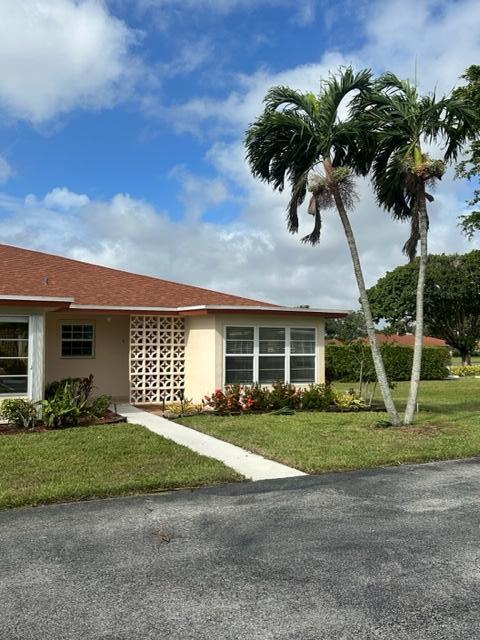 Foto de propiedad en 4585 NW 3rd Street D, Delray Beach, FL 33445 Delray Beach con MLS# 