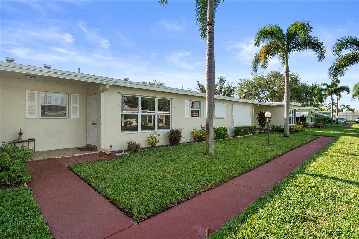 En Venta 220 Country Lane B, Boynton Beach, FL 33435, Boynton Beach, FL 33435