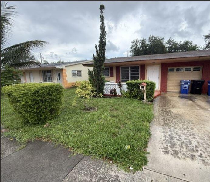 Foto de propiedad en 16980 N MIAMI Avenue, North Miami Beach, FL 33169 North Miami Beach con MLS# 