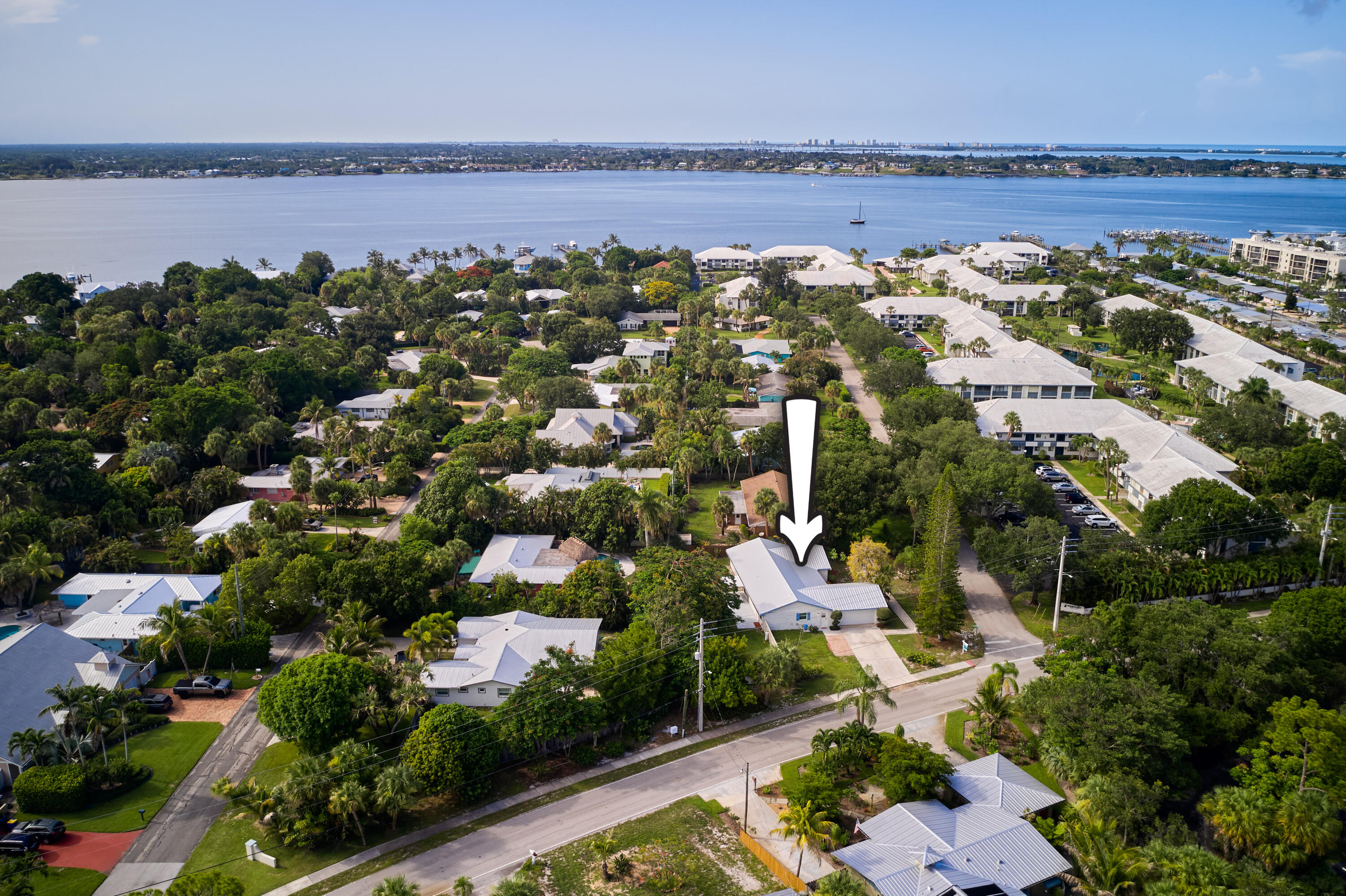 En Venta 296 SE Wentworth Drive, Stuart, FL 34996, Stuart, FL 34996
