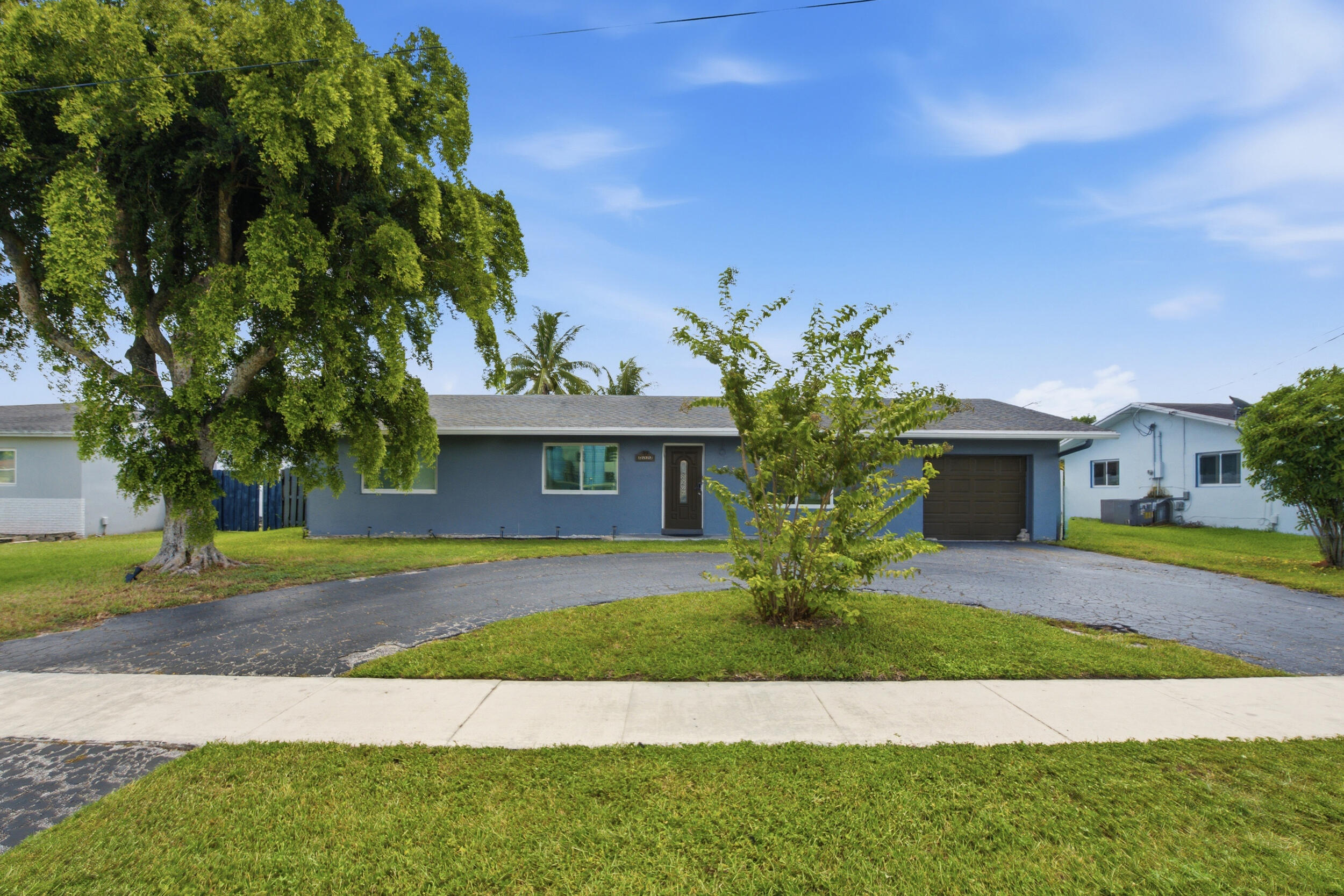 En Venta 1000 W River Drive, Margate, FL 33063, Margate, FL 33063