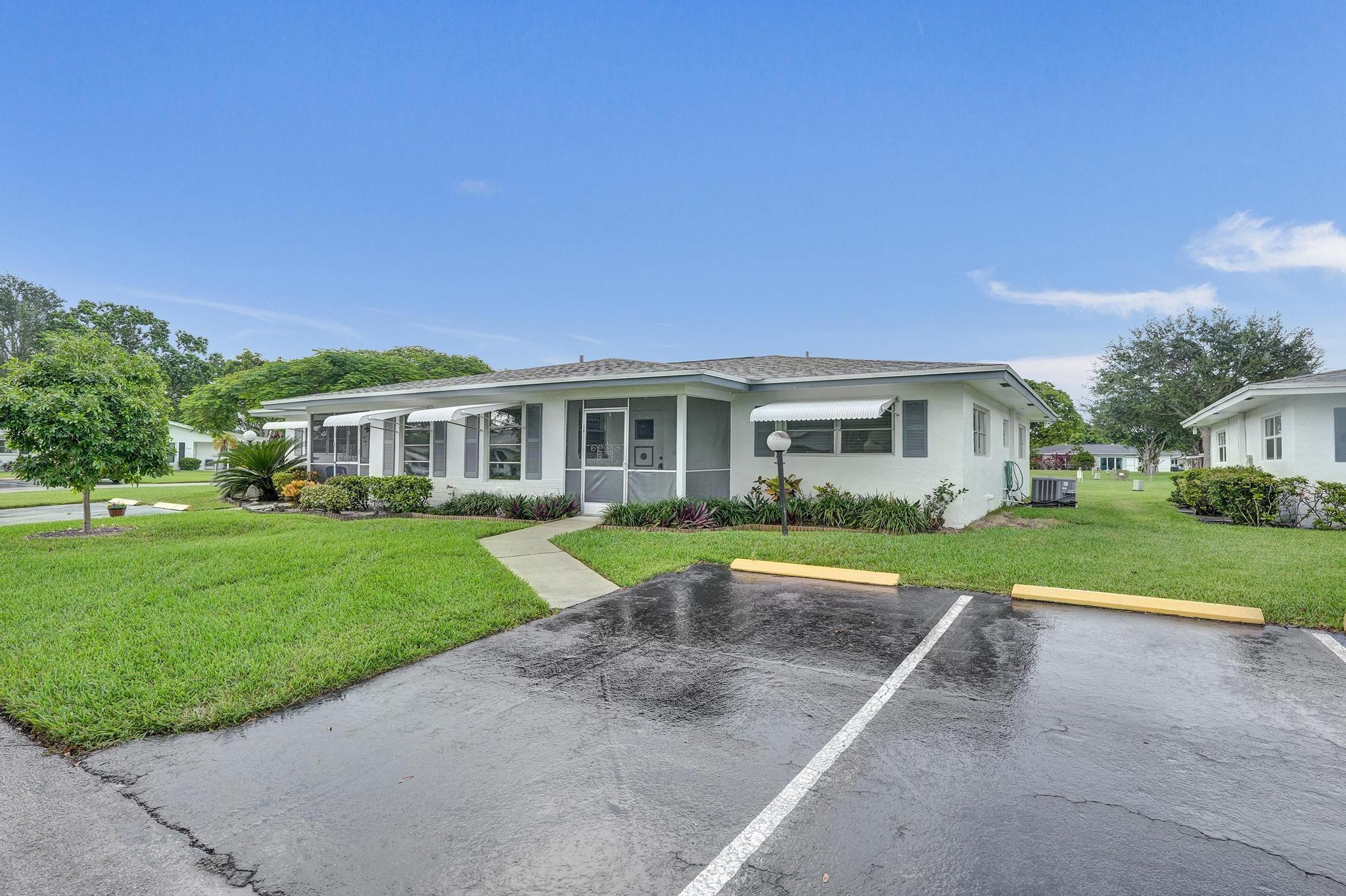 Foto de propiedad en 1050 NW 87TH Avenue B141, Plantation, FL 33322 Plantation con MLS# 
