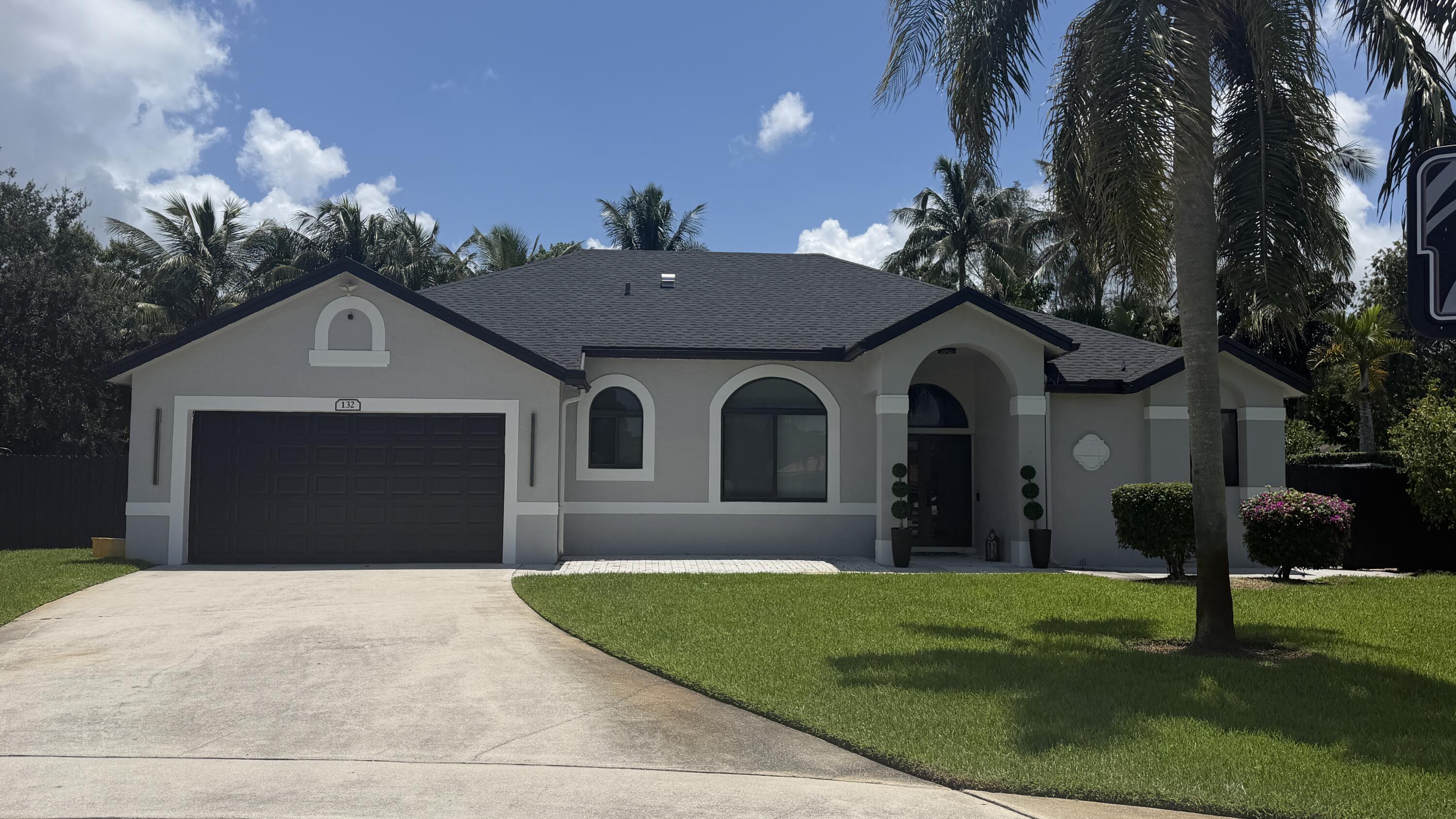 En Renta 132 NOTTINGHAM Road, Royal Palm Beach, FL 33411, Royal Palm Beach, FL 33411